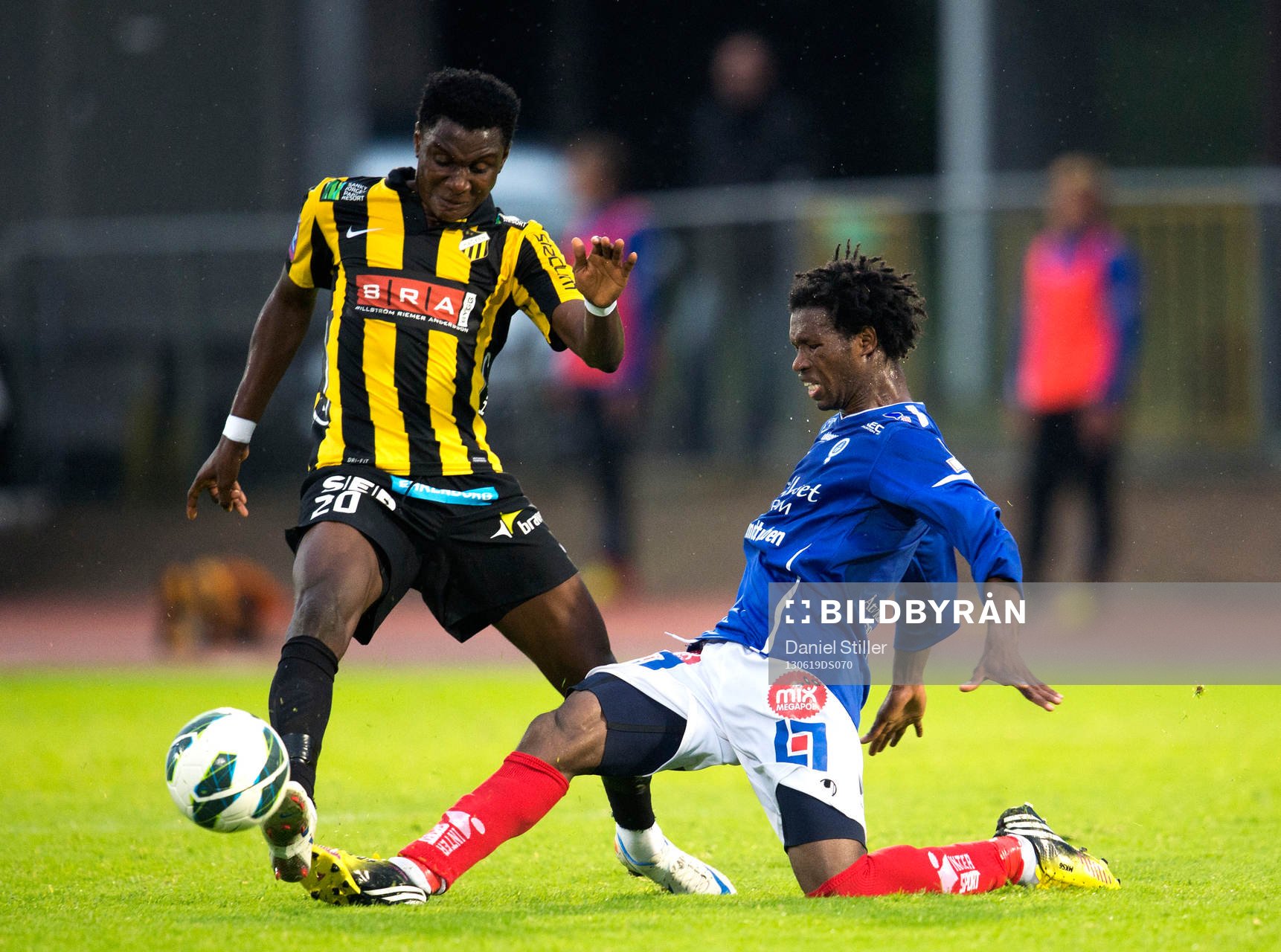 Häckens Dominic Chatto och Åtvidabergs Mohammed Abubakari