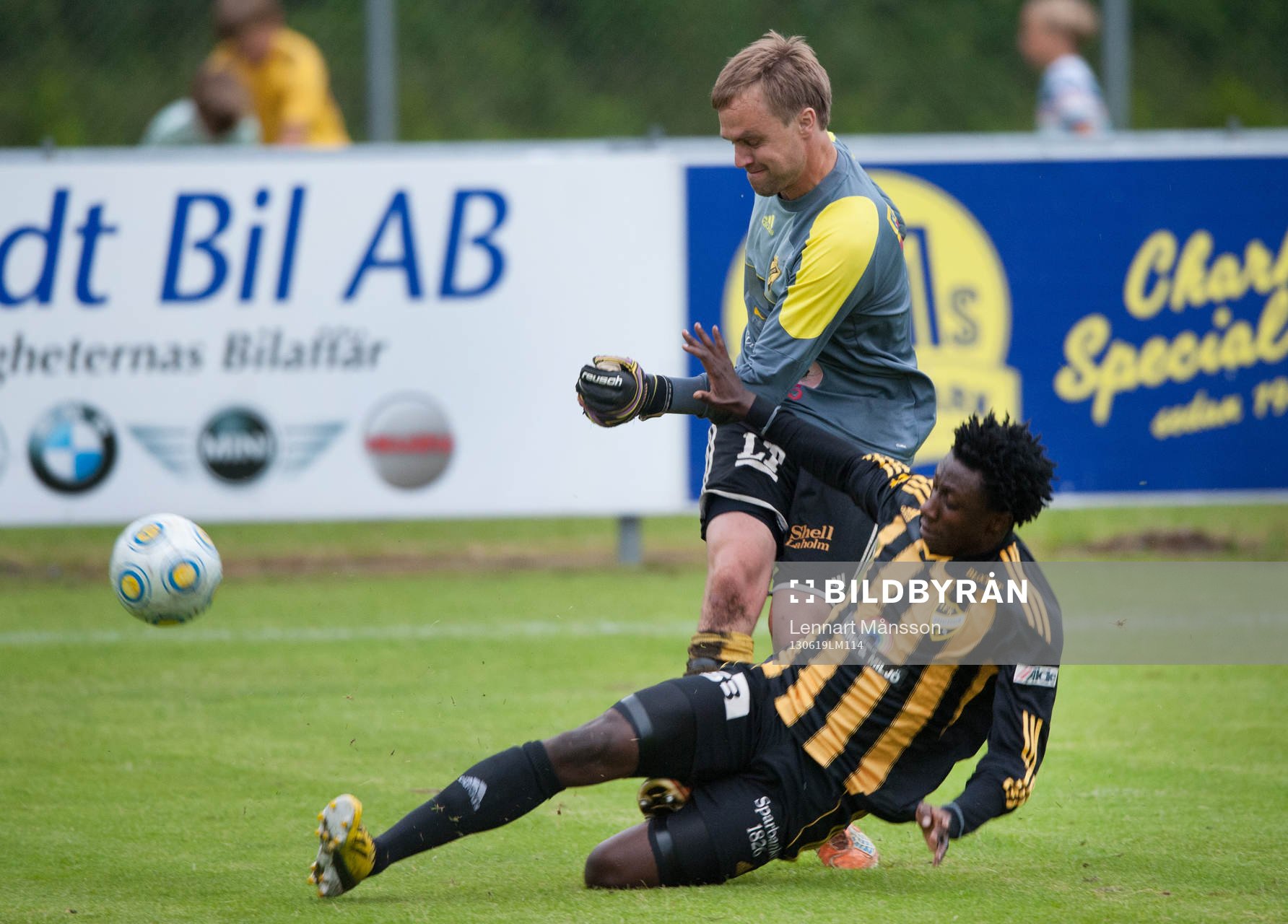 Waxiu Shehu, Hässleholm och Laholms målvakt