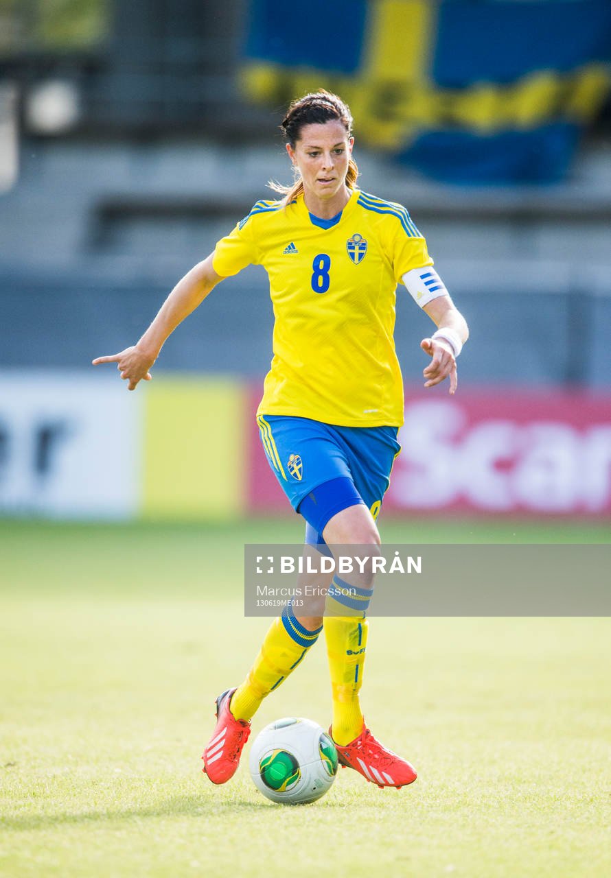 Sveriges Lotta Schelin i träningslandskampen mellan