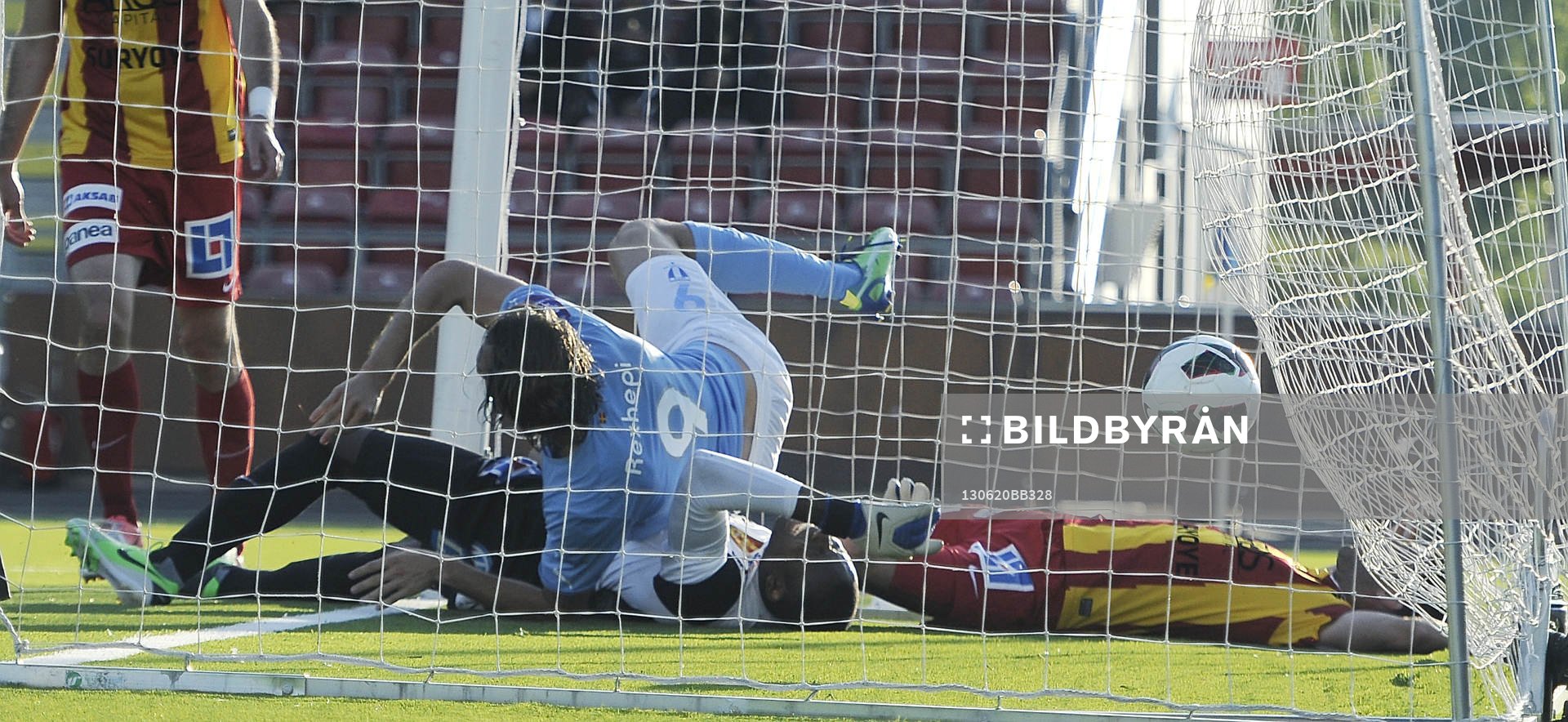 Fotboll, Allsvenskan, Syrianska FC- Malmö FF: 0-1 målet av Malmös nr 9 Dardan Rexhepi.