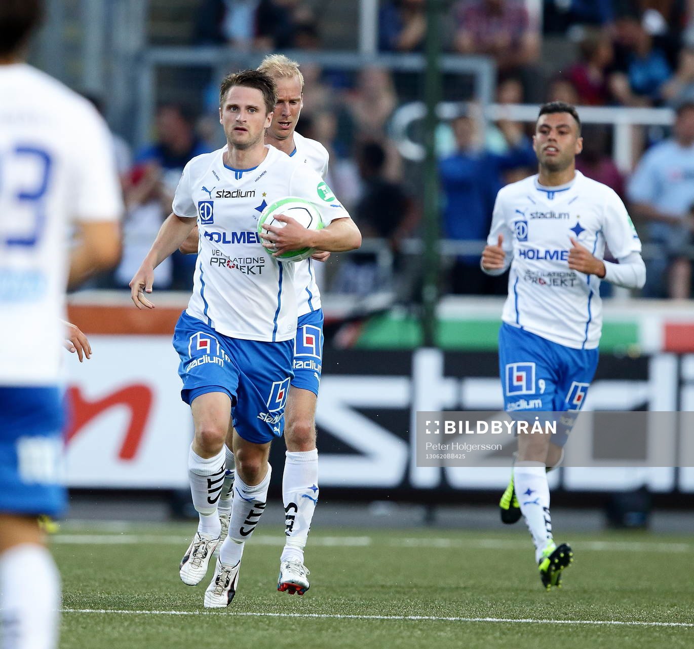 mål Norrköpings Gunnar Heidar Thorvaldsson, här med Norrköpings Norrköpings Andreas Johansson, han själv och Norrköpings Imad Khalili (h) i matchen mellan IFK Norrköping och IFK Göteborg i Allsvenskan i fotboll den 20 juni 2013 i Norrköping.