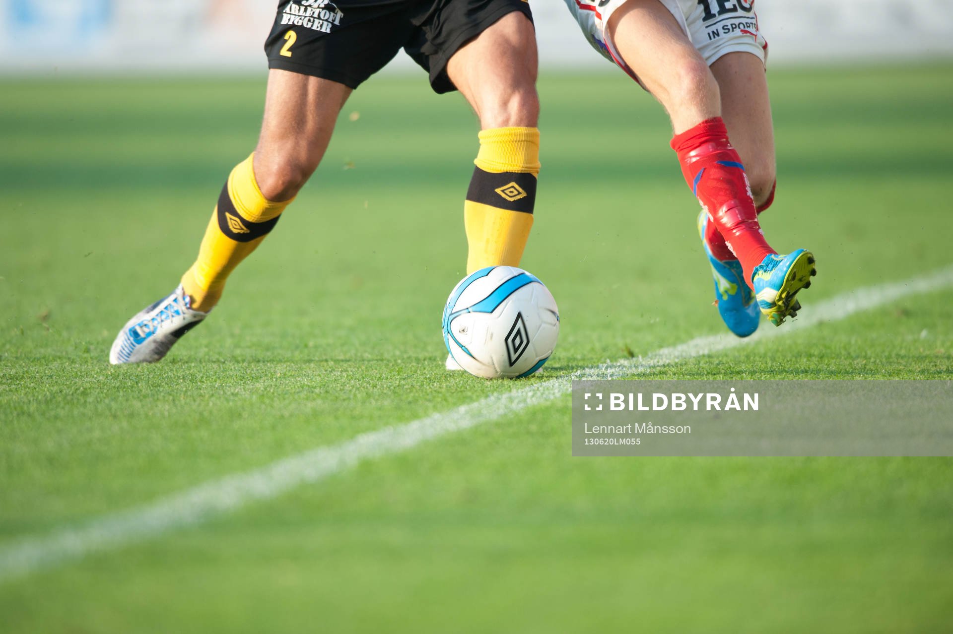 Fot, boll, fotbollsskor, Nike, gräsmatta, skugga, sidlinje