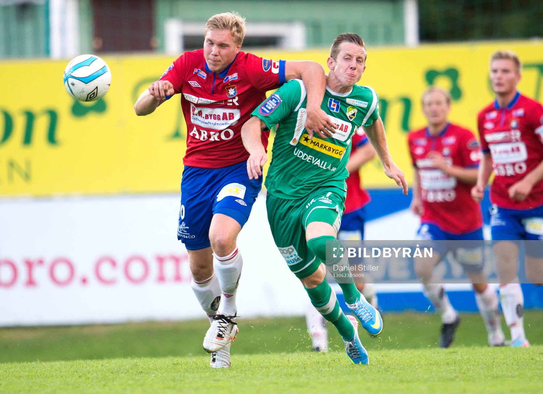 Örgrytes Oskar Wallén och Ljungskiles Robert Bagger i