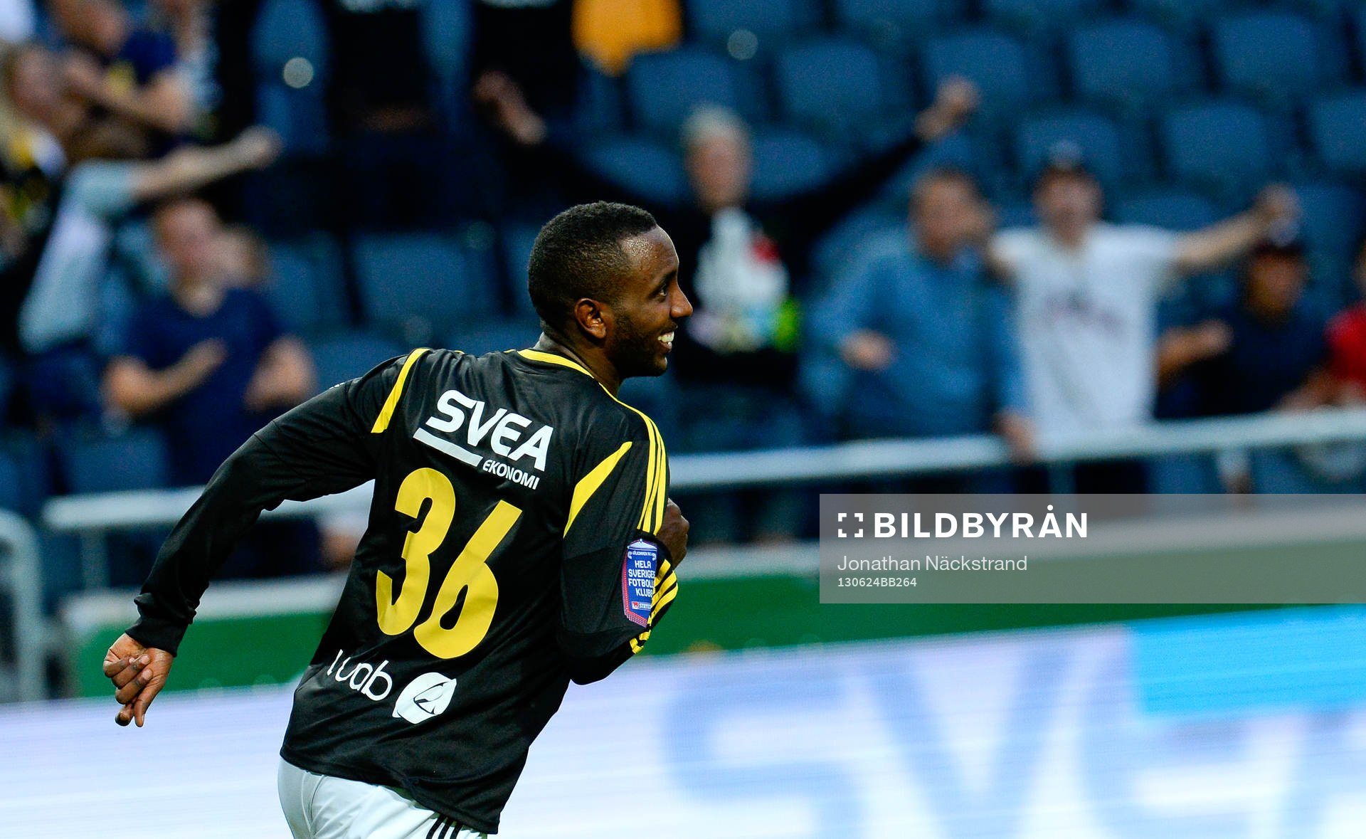 s Henok Goitom jublar