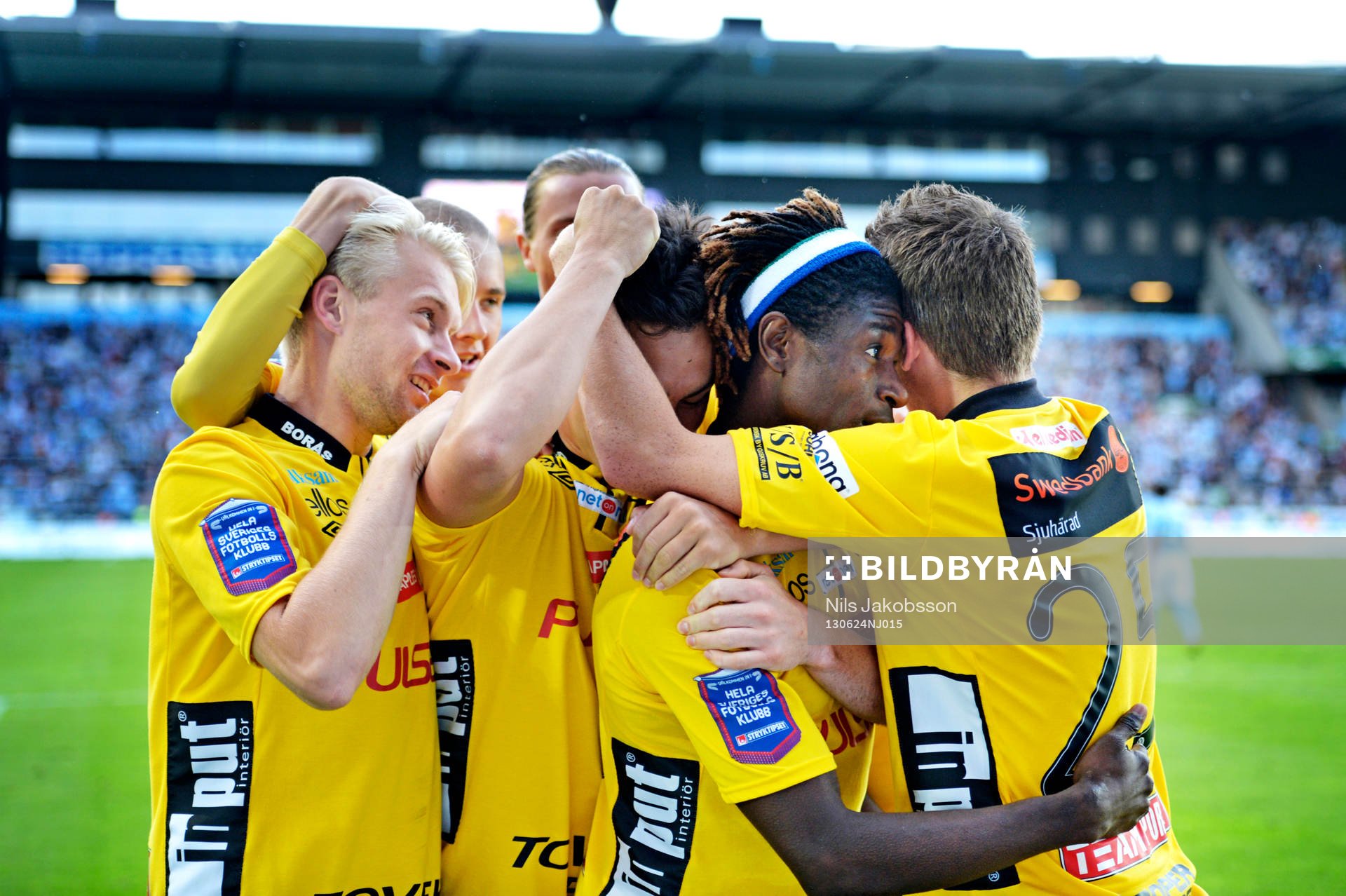Elfsborgs Mohamed Bangura firas efter att han gjort 1-1 under fotbollsmatchen i Allsvenskan mellan Malmö FF och Elfsborg den 24 juni 2013 i Malmö.