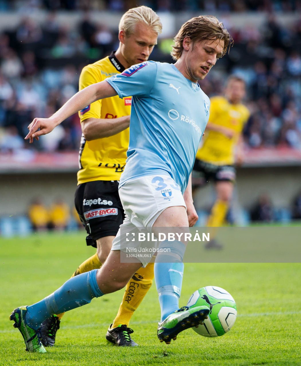 Elfsborgs Johan Larsson och Malmö FFs Emil Forsberg