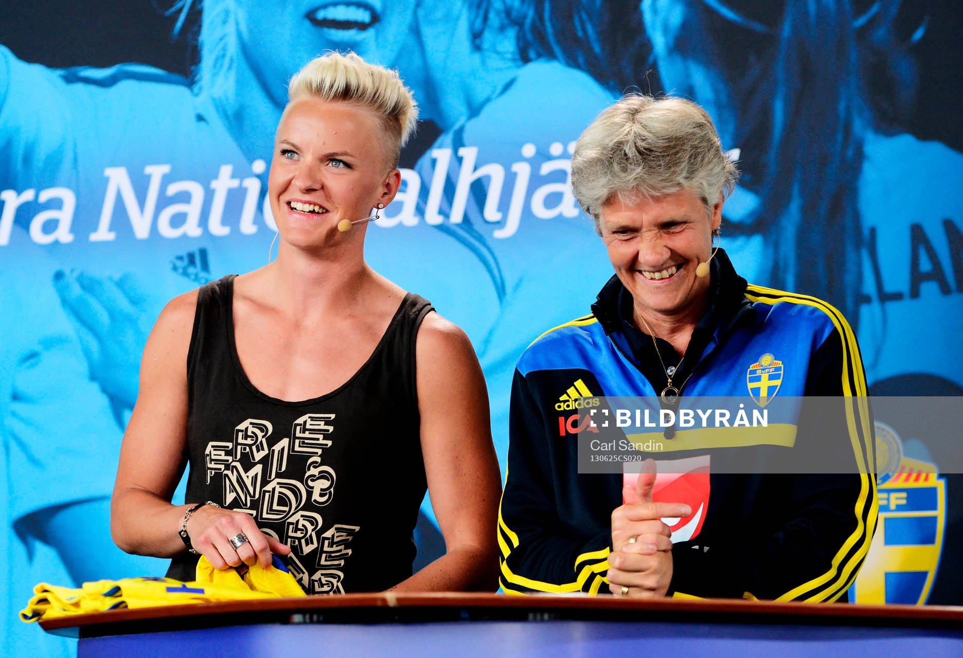 Sveriges Nilla Fischer och förbundskapten Pia Sundhage
