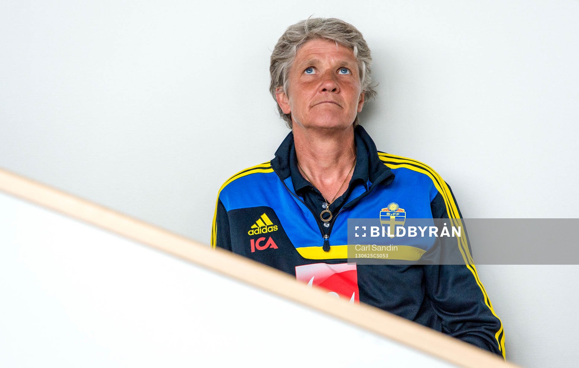 Sveriges förbundskapten Pia Sundhage väntar