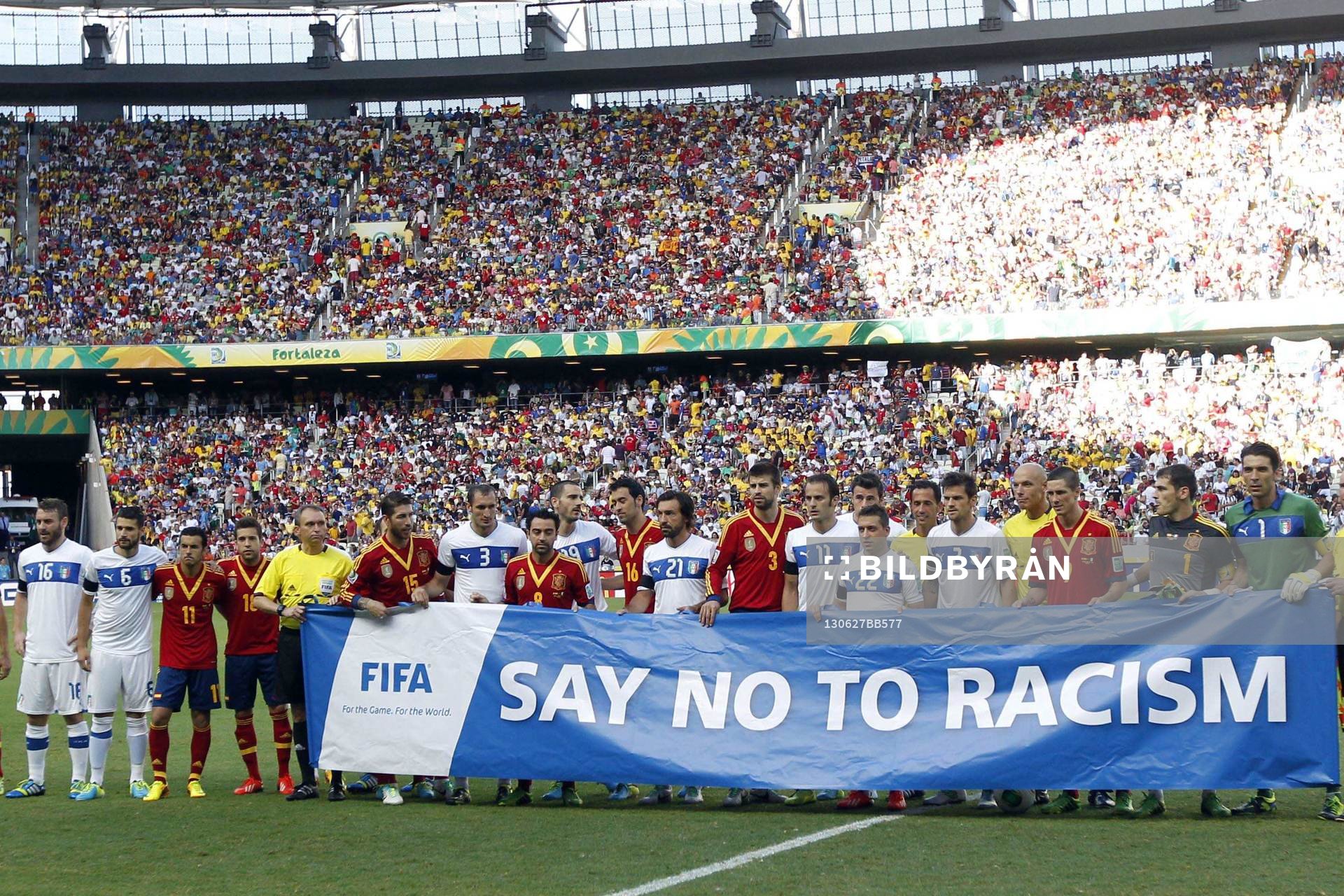  Fotboll, Confederations Cup, Spanien - Italien: Non au racisme  - 27.06.2013 - Espagne / Italie - 1/2Finale Coupe des Confederations 2013