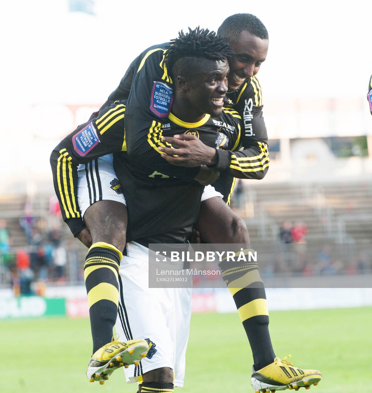Kwame Karikari, AIK, matchhjälten, grattas av Henok Goitom