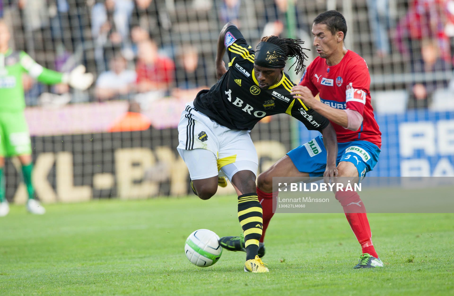 Loret Sadiku, Helsingborg och Martin Mutumba, AIK