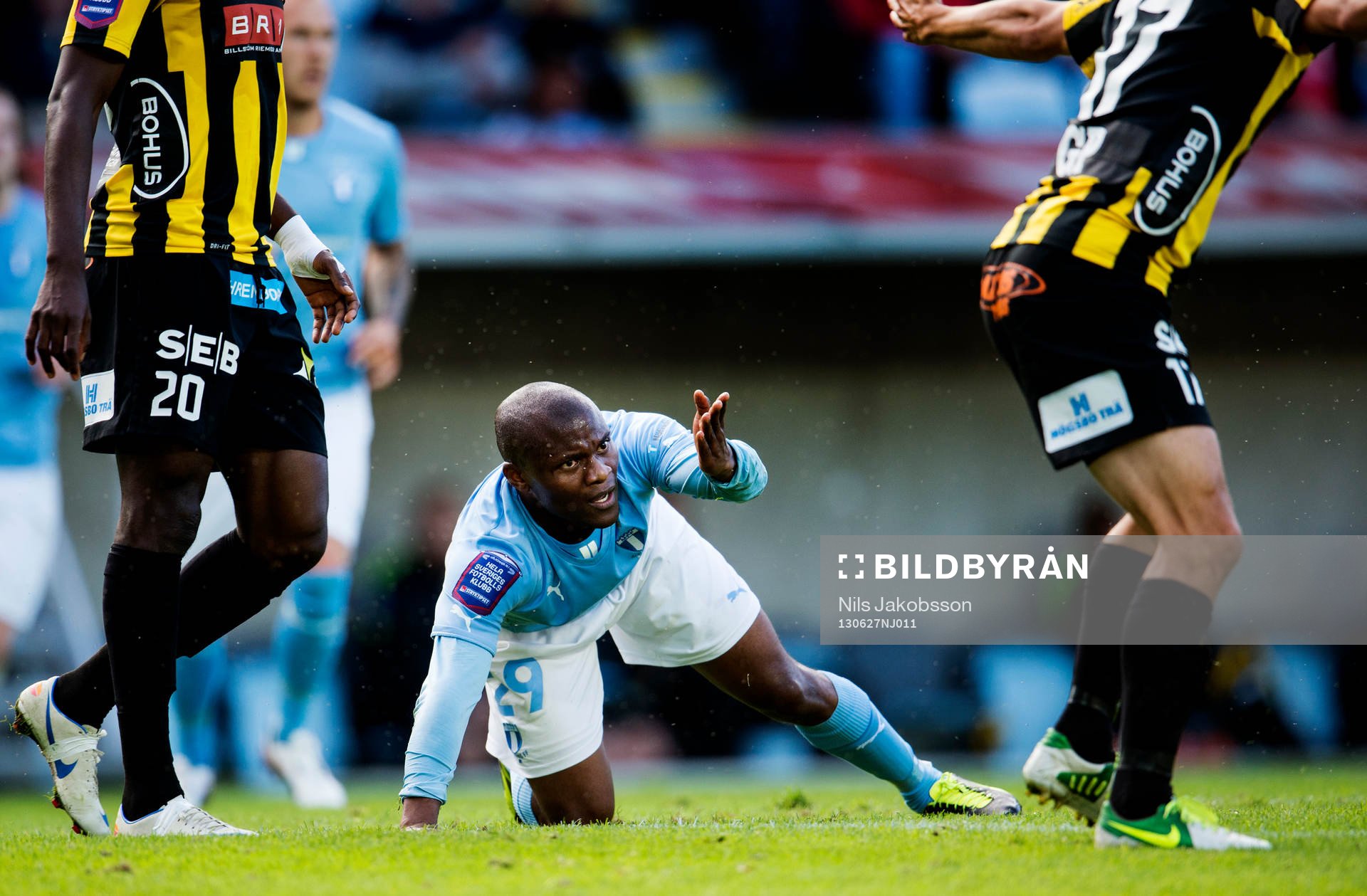 Malmö FFs Tokelo Rantie är arg