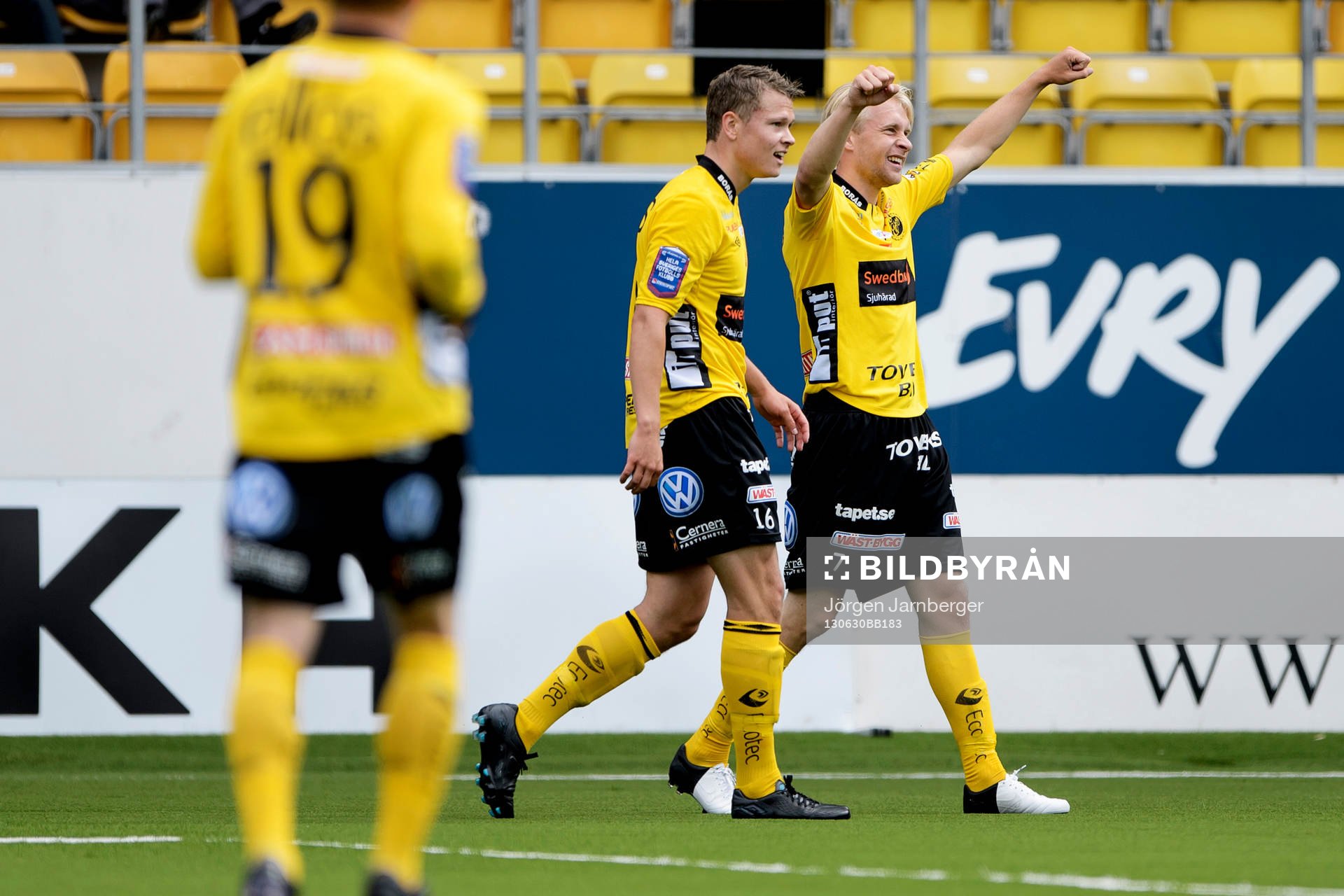 Elfsborgs Johan Larsson jublar
