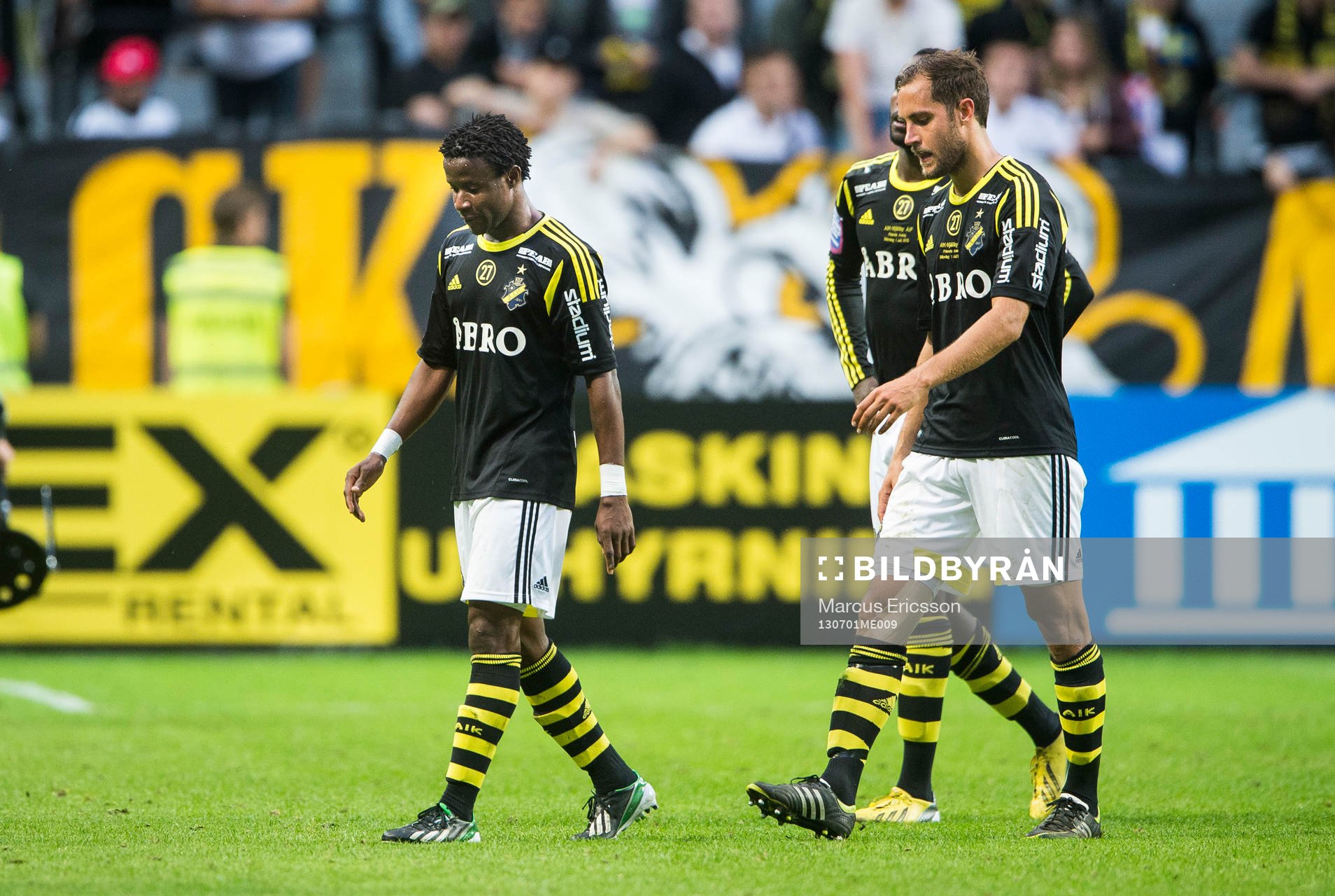 s Kennedy Igboananike och Niklas Backman lämnar