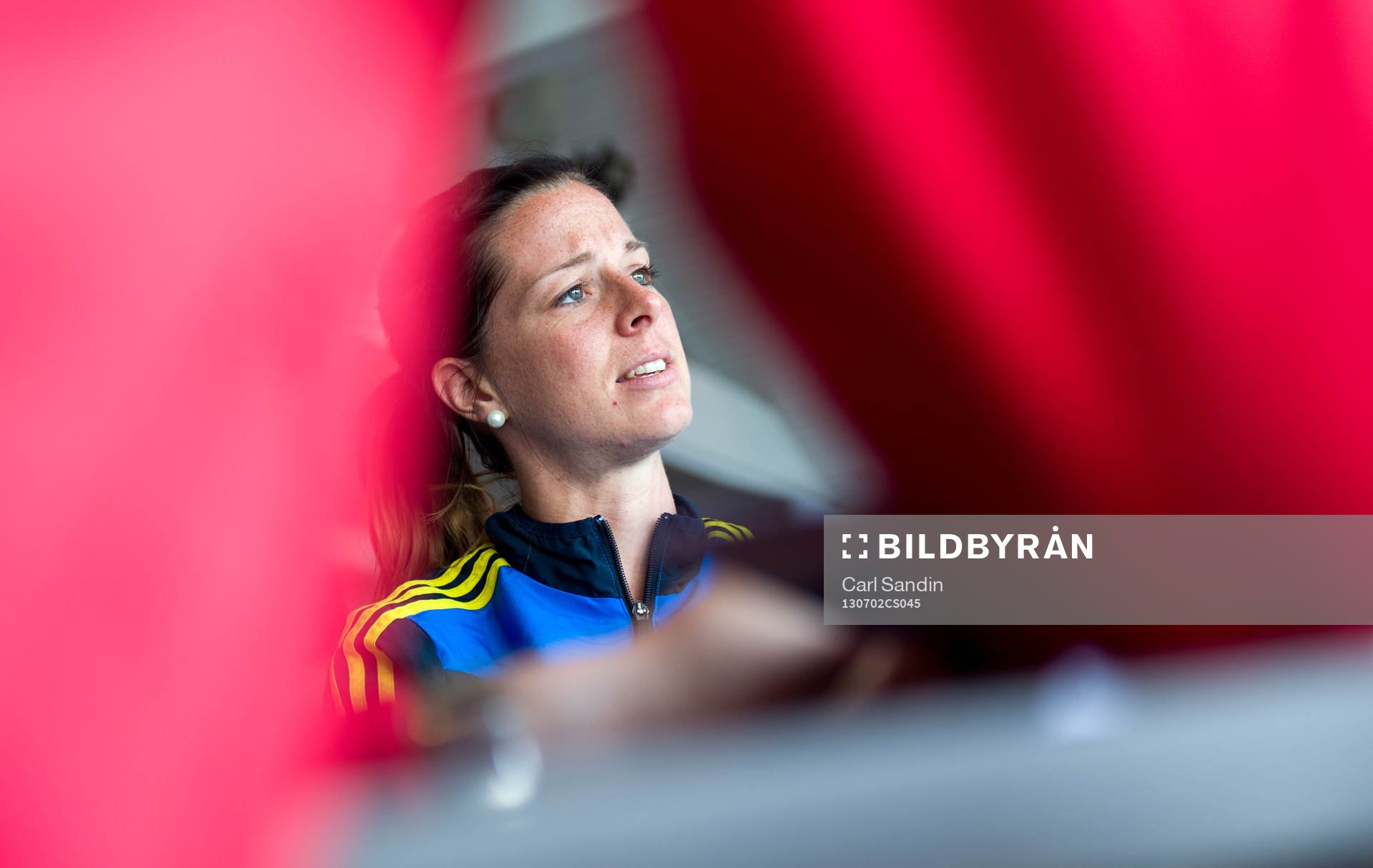 Sveriges Lotta Schelin blir intervjuad