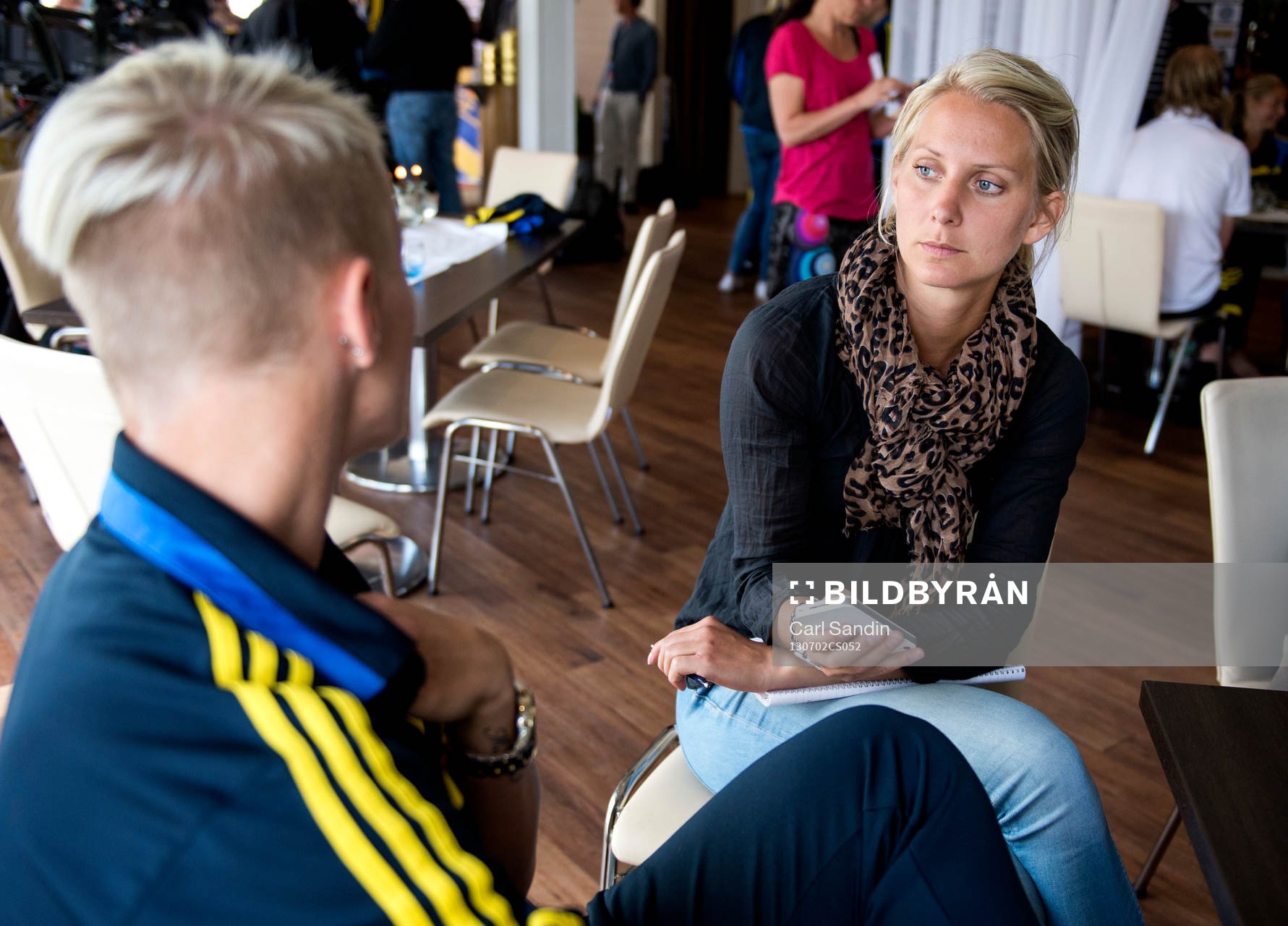 Malin Jonsson, journalist på Göteborgs Posten, intervjuar