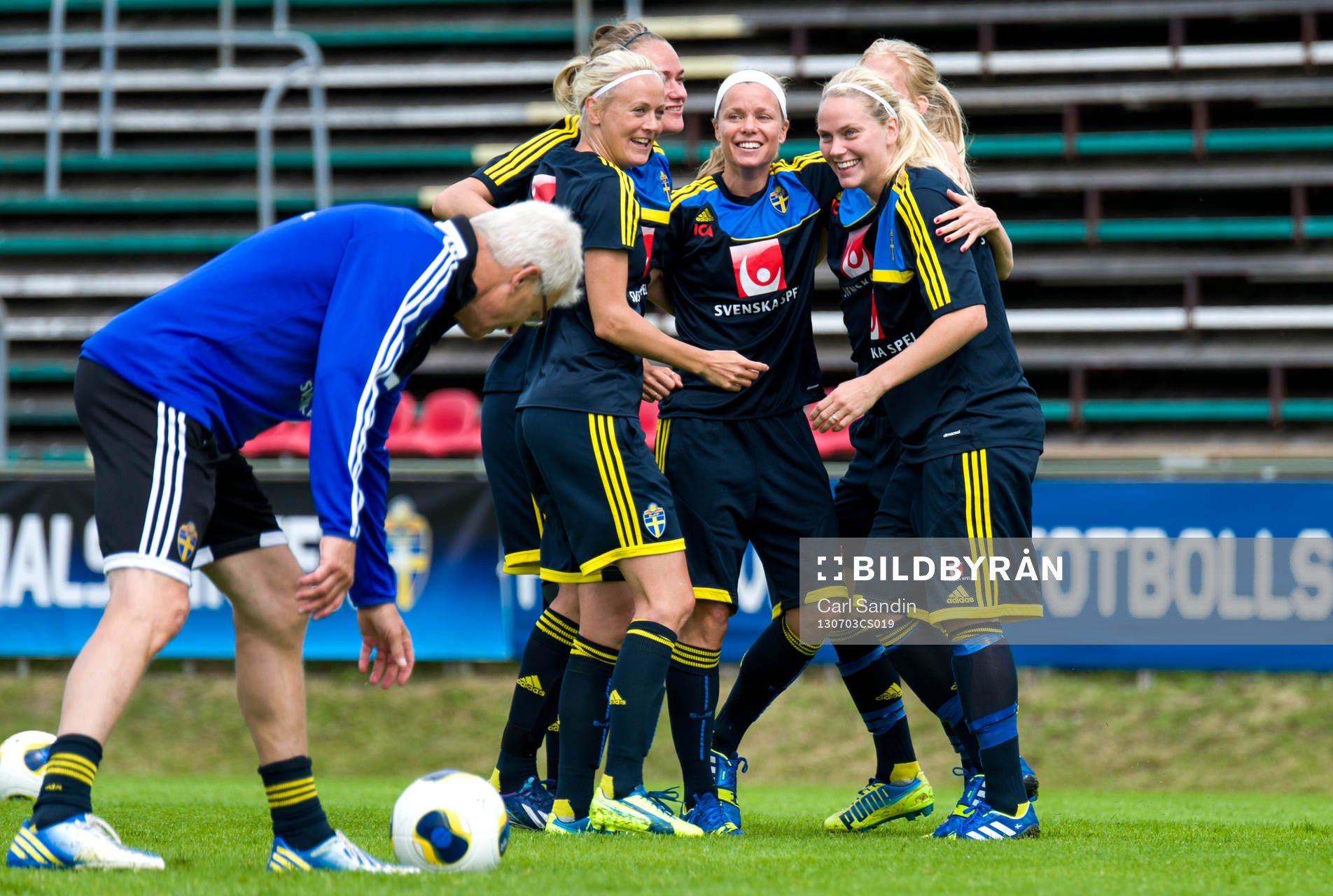 Sveriges Josefine Öqvist, Stina Segerström, Sara Thunebro