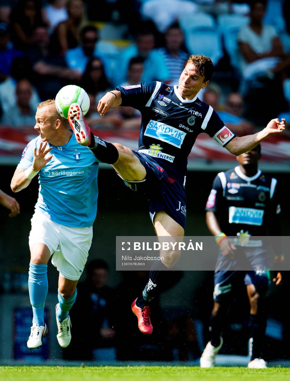 Malmö FFs Magnus Eriksson och Gefles Marcus Hansson i