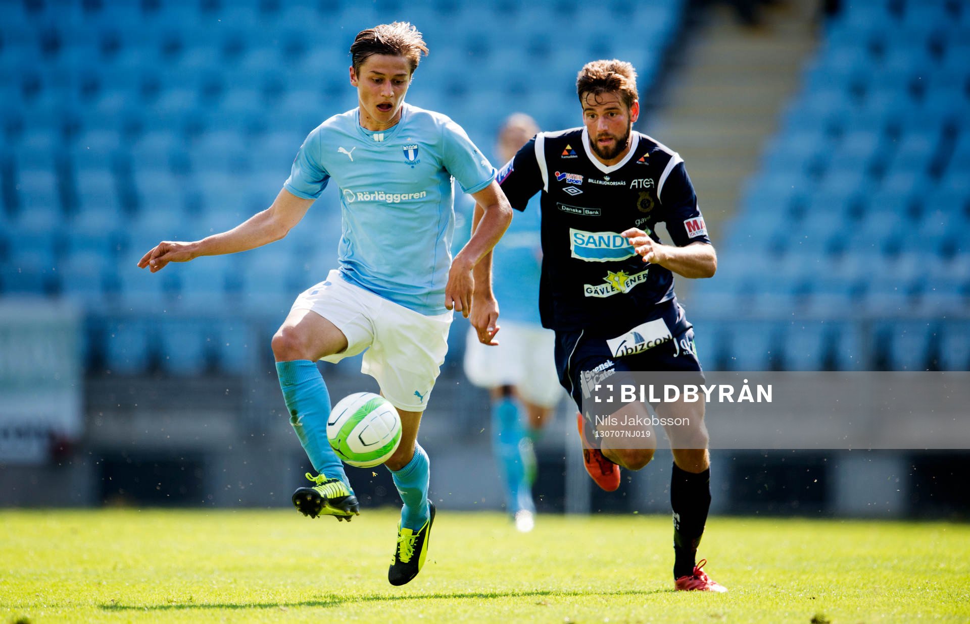 Malmö FFs Simon Thern och Gefles Mikael Dahlberg i
