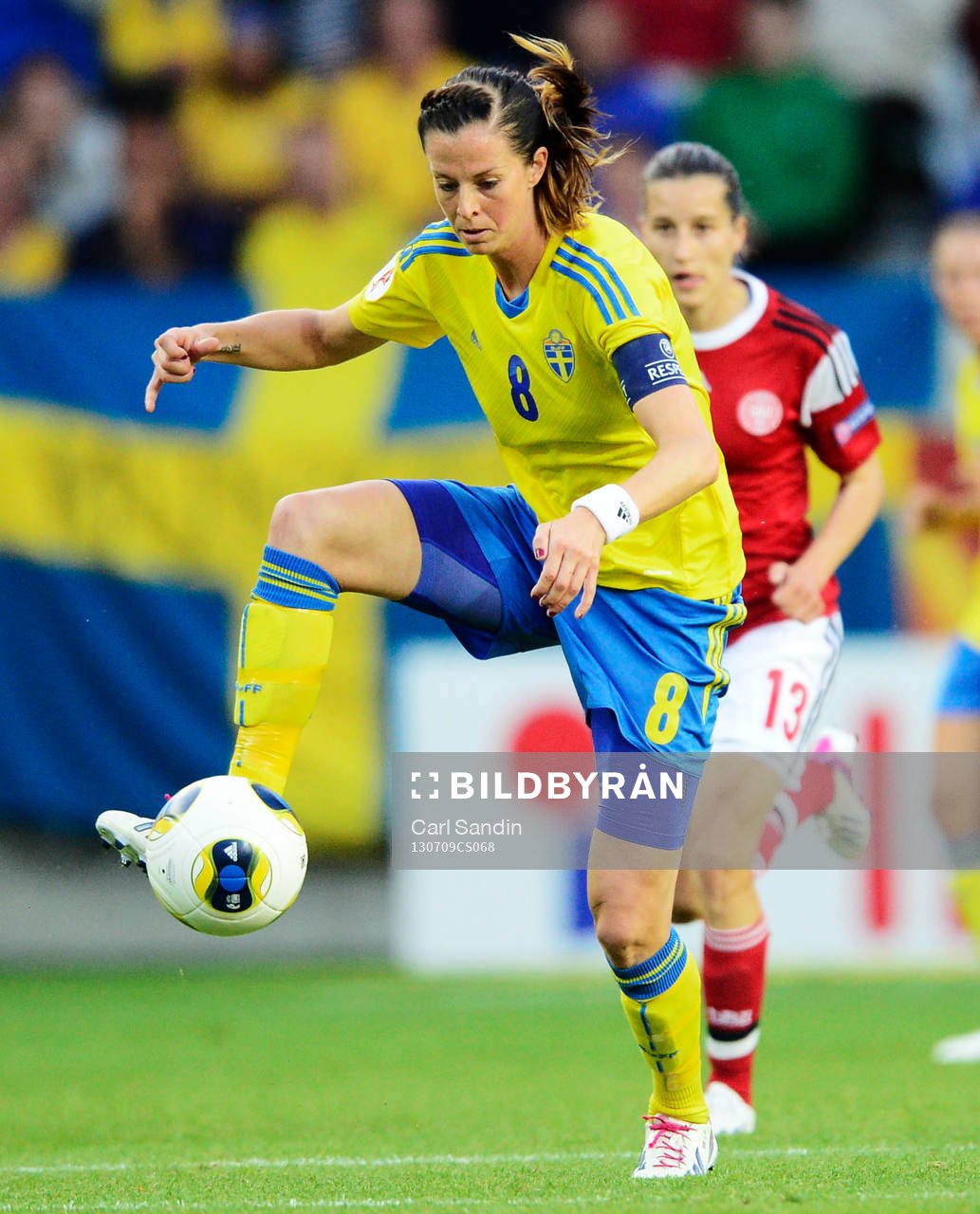 Sveriges Lotta Schelin i matchen mellan Sverige och Danmark