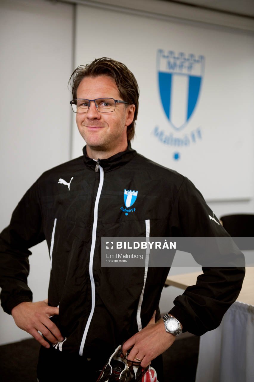 Fotboll, Europa league kval, presskonferans, träning.