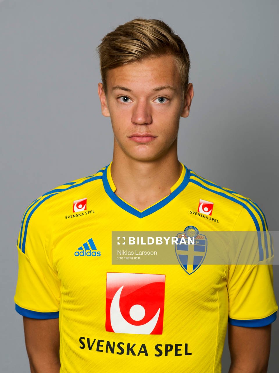 Jonatan Wiberg spelar i det svenska P17 landslaget i fotboll