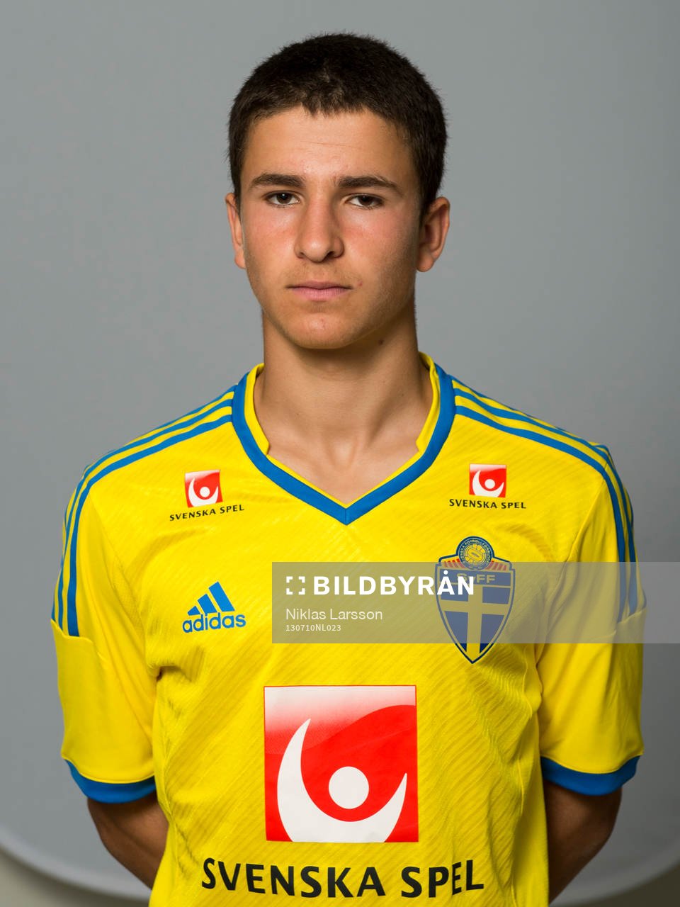 xxx spelar i det svenska P17 landslaget i fotboll, den 10 juli 2013 i Stockholm, Sverige.