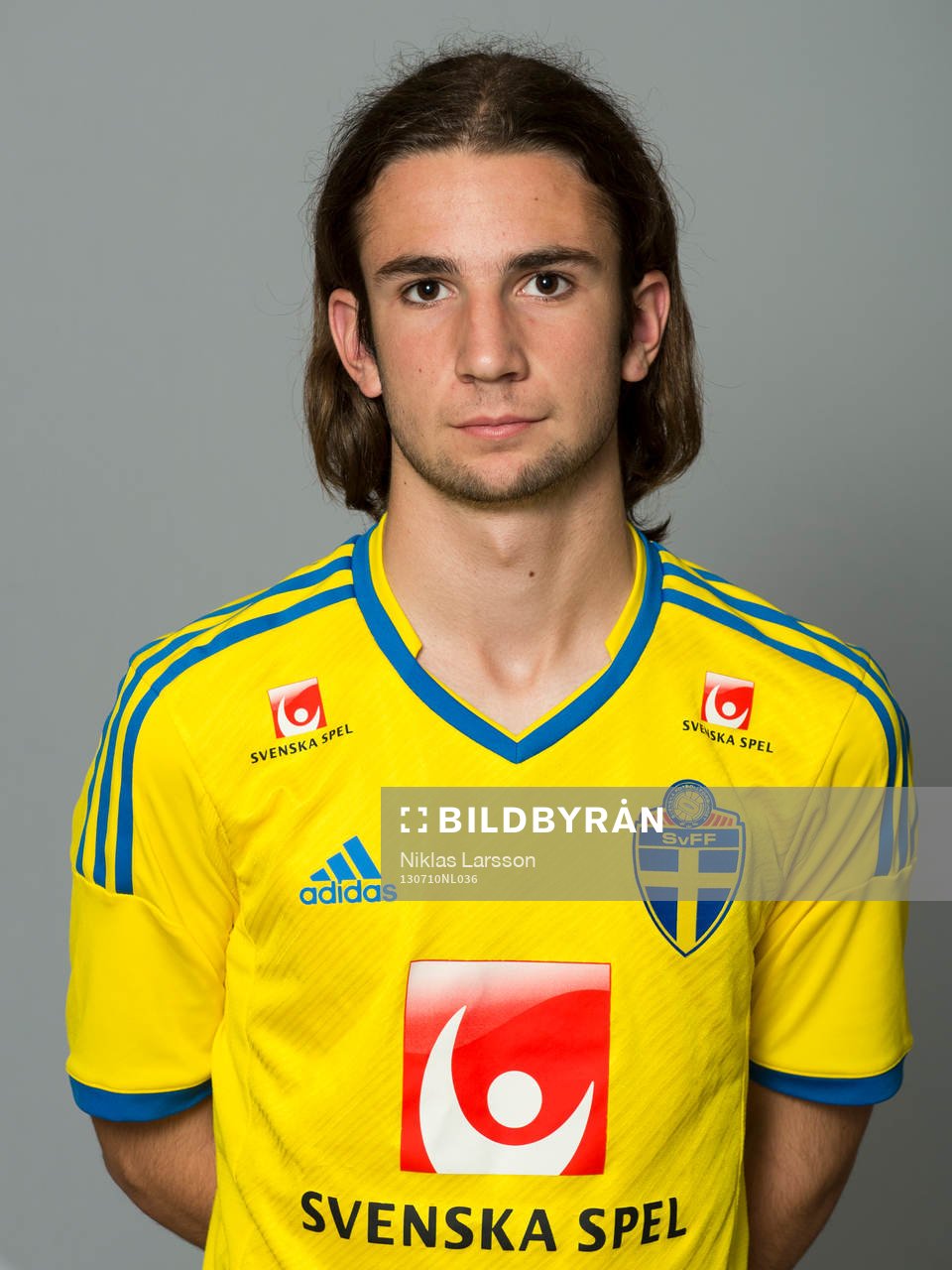 Daniel Djuric spelar i det svenska P17 landslaget i fotboll