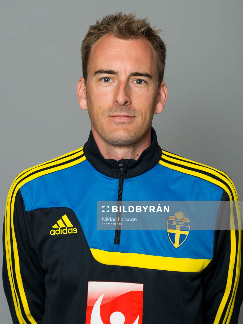 Janne Skjöld ledare i det svenska P17 landslaget i fotboll