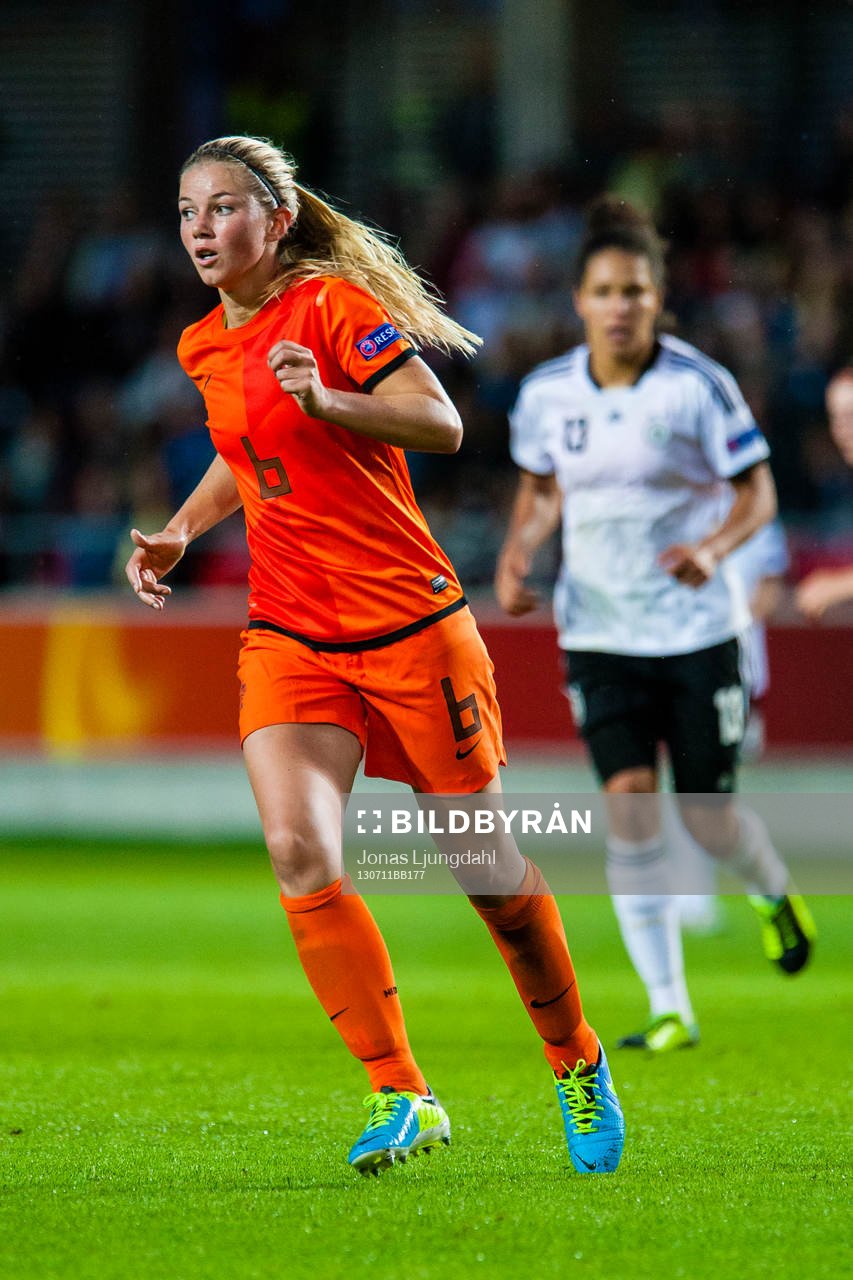 Hollands Anouk Hoogendijk i matchen mellan Tyskland och