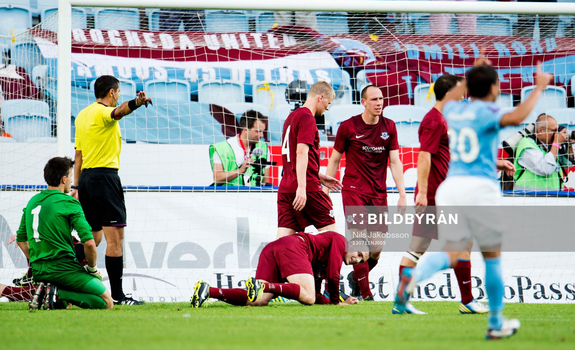 Droghedea United FCs släpper in 1-0 och Gary O´Neill
