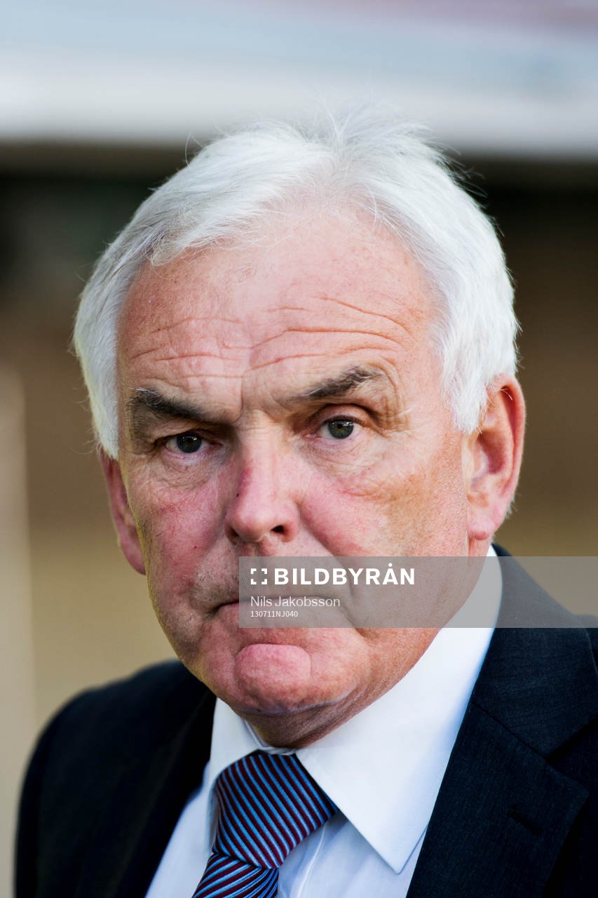 Droghedea United FCs tränare Mick Cooke