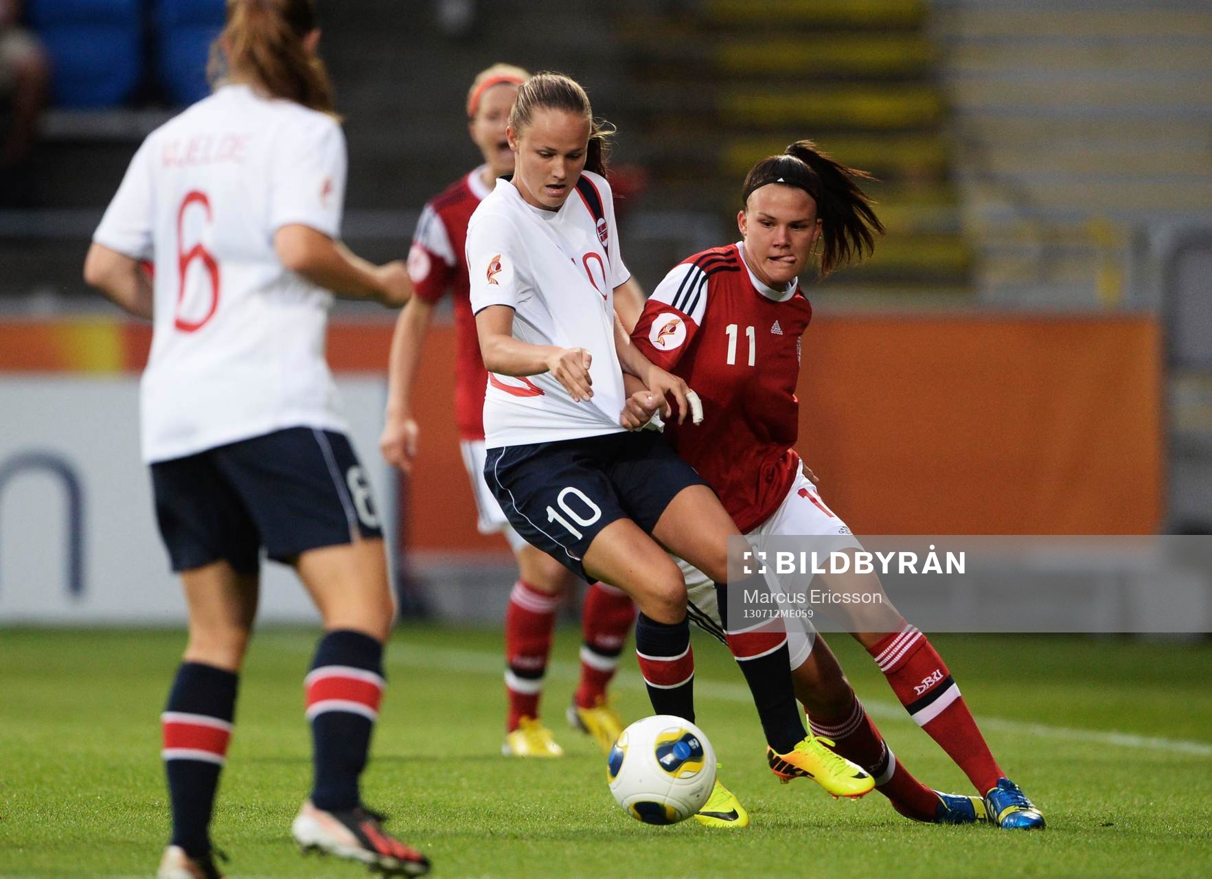 Norges Caroline Hansen mot Danmarks Katrine Veje i matchen