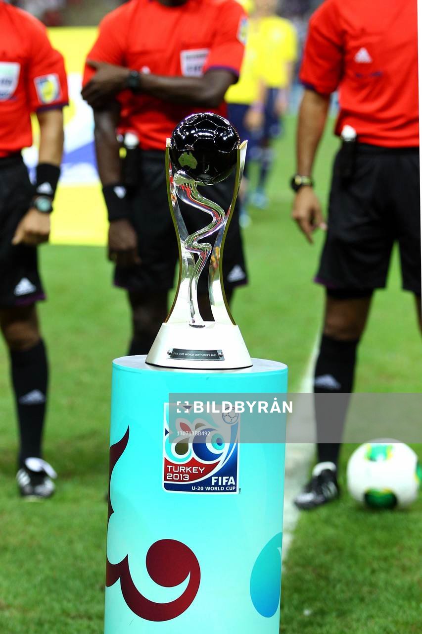 Illustration Trophee   -  13.07.2013 - France / Uruguay -