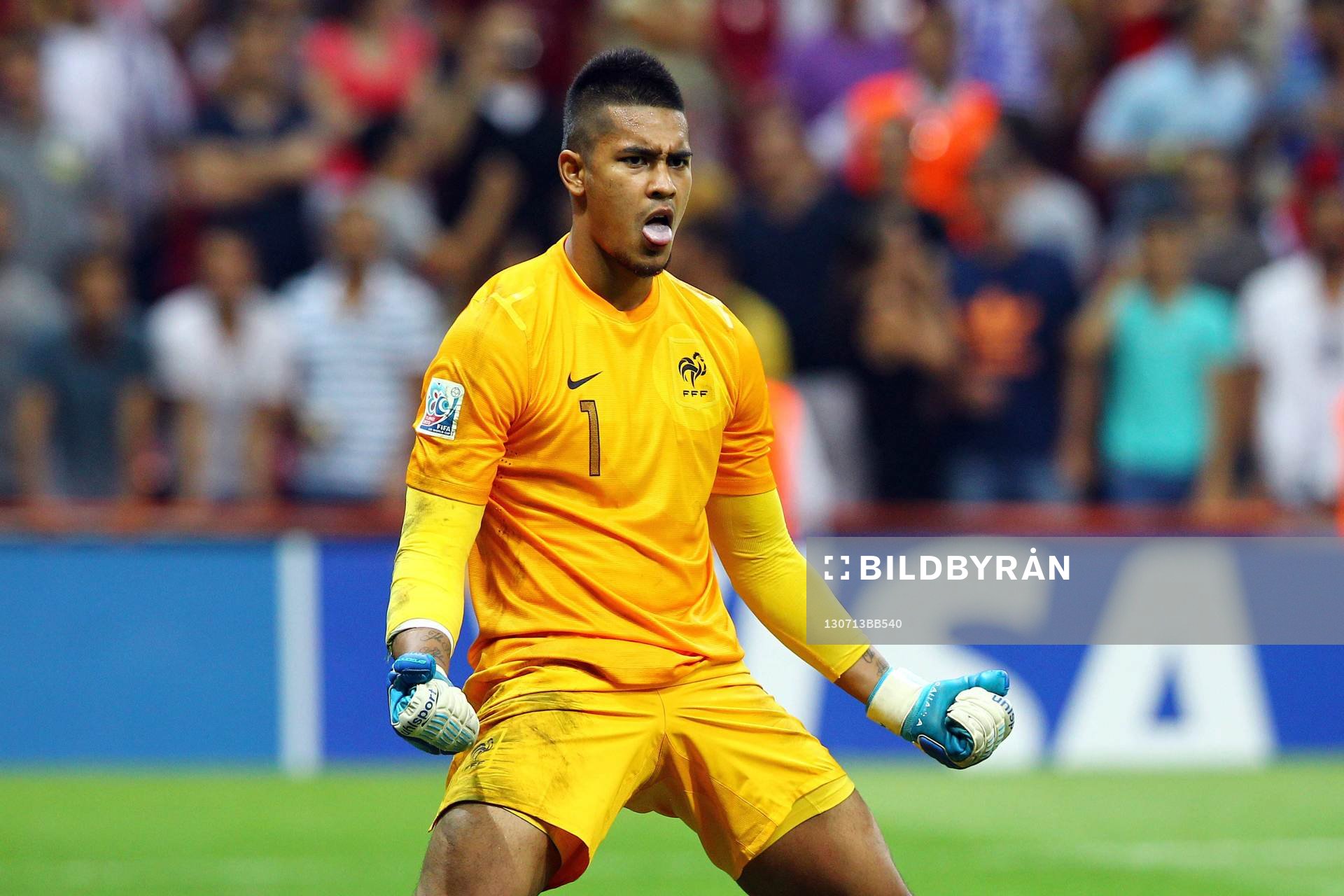  Fotboll, VM, U20, Final, Frankrike - Uruguay: Victoire de la France  -  Alphonse Areola  - France Champion du Monde -  13.07.2013 - France / Uruguay - Finale de la  Coupe du Monde des U20 2013 -Istanbul