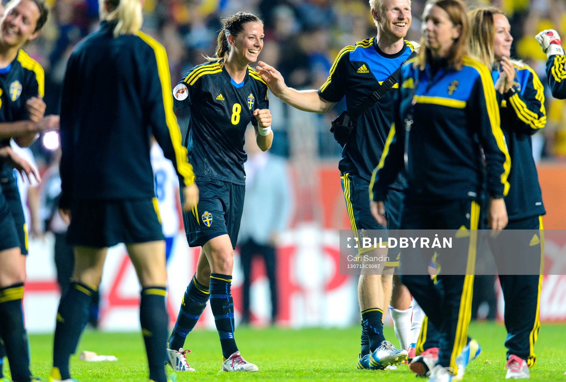 Sveriges Lotta Schelin är glad ut