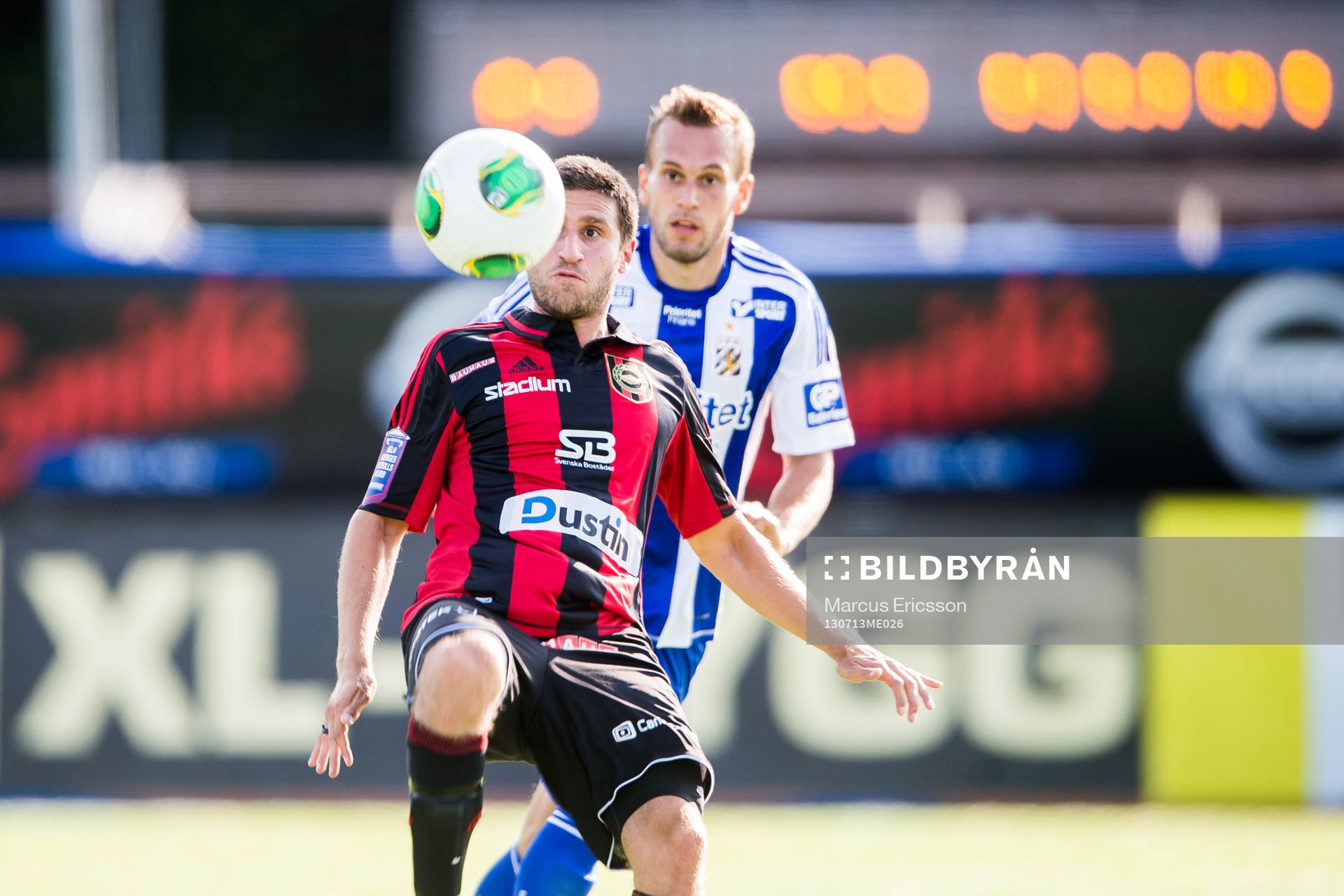 Brommapojkarnas Gabriel Özkan och IFK Göteborgs Logi