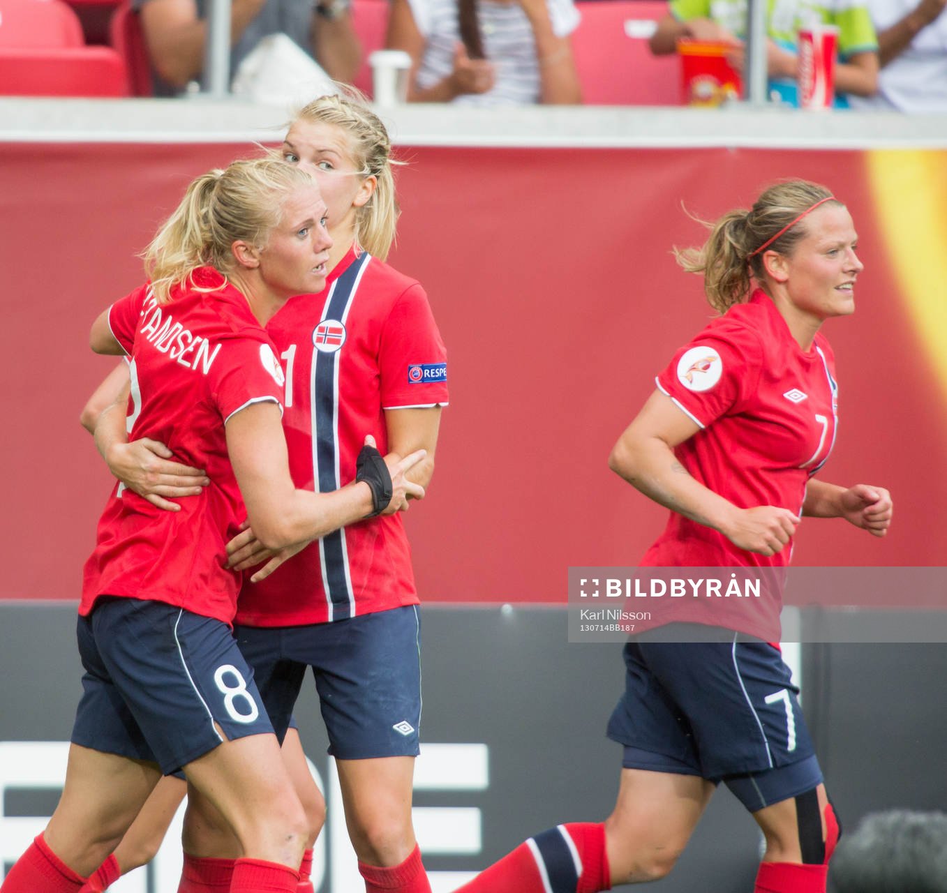 Solveig Gulbrandsen, Norge, jublar