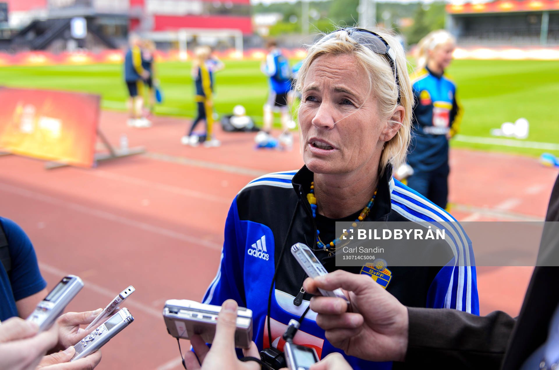 Sveriges assisterande förbundskapten Lilie Persson svarar
