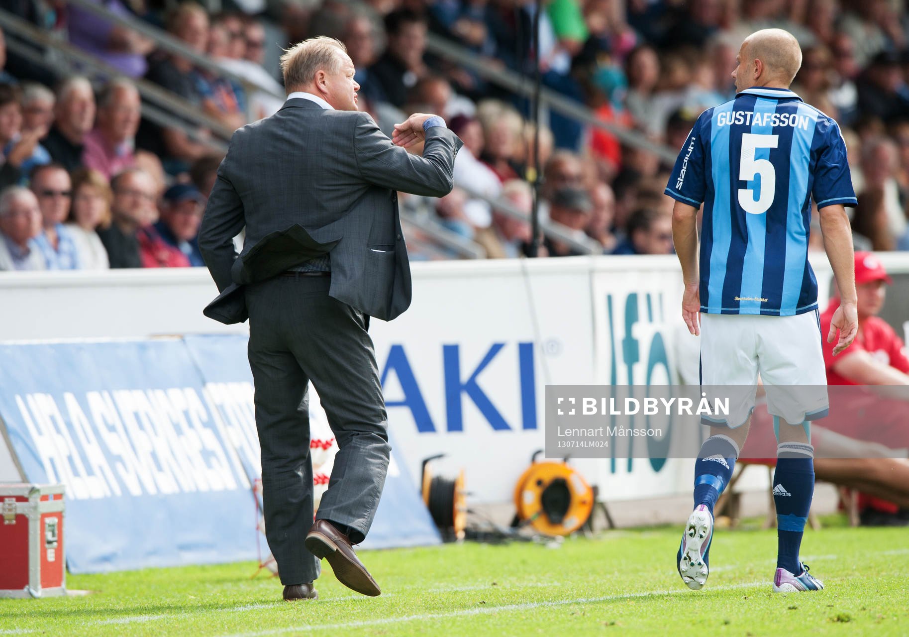 Per-Mathias Högmo, tränare, Djurgården, dirigerar Petter