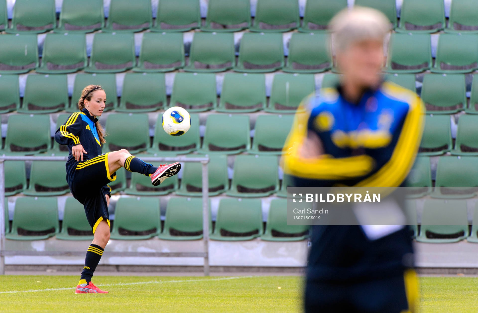 Sveriges Kosovare Asllani tränar för sig själv