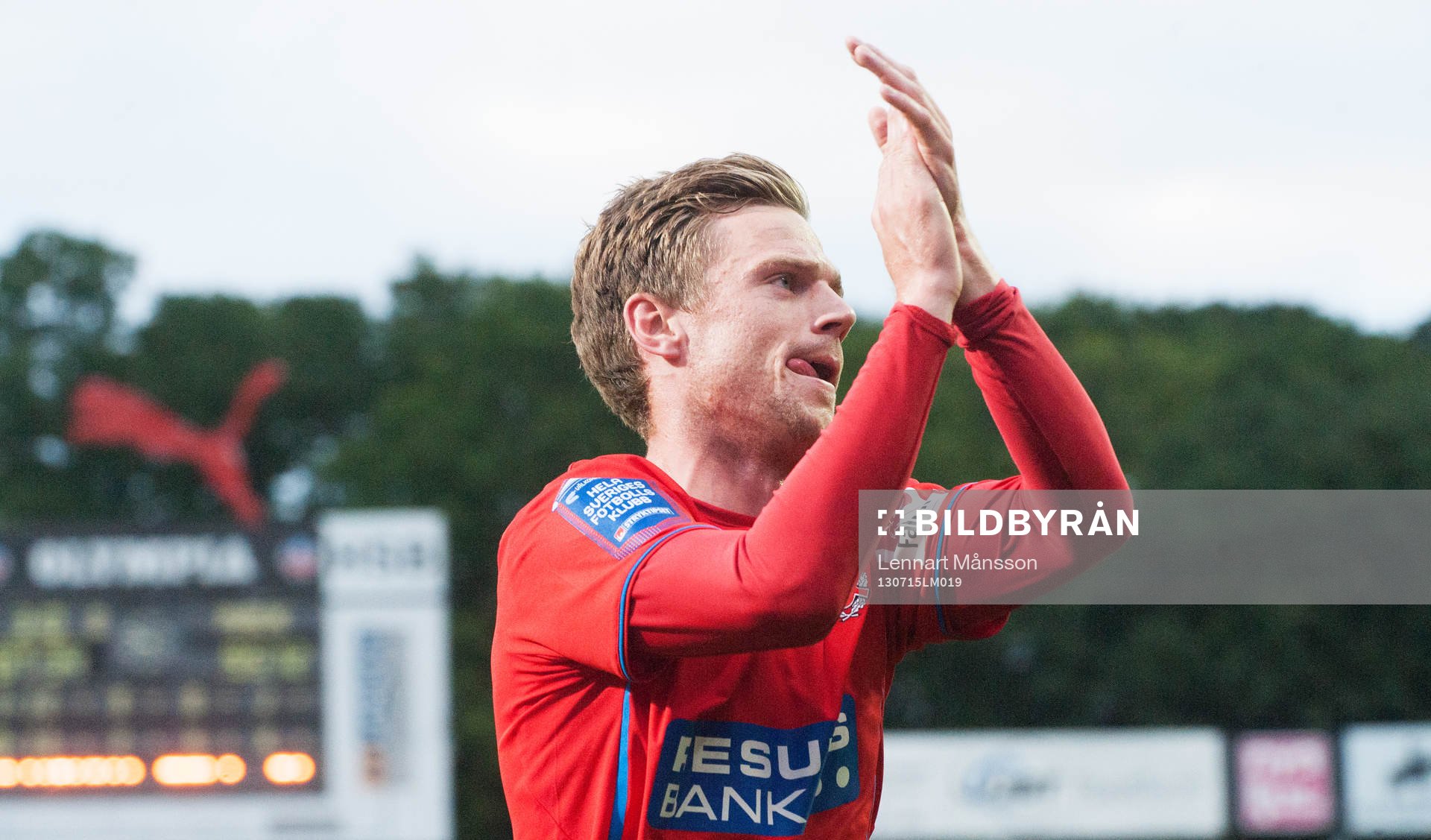 Fotboll, allsvenskan, Helsingborg - Öster: Nyförvärvet Arnor Smarason, Helsingborg i den allsvenska matchen mellan Helsingborg och Öster.