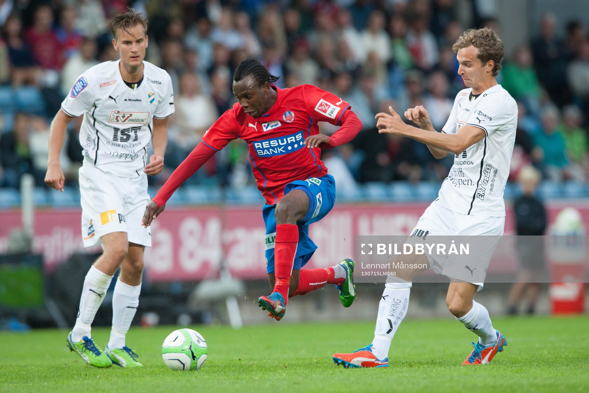 Helsingborgs May Mahlangu, i