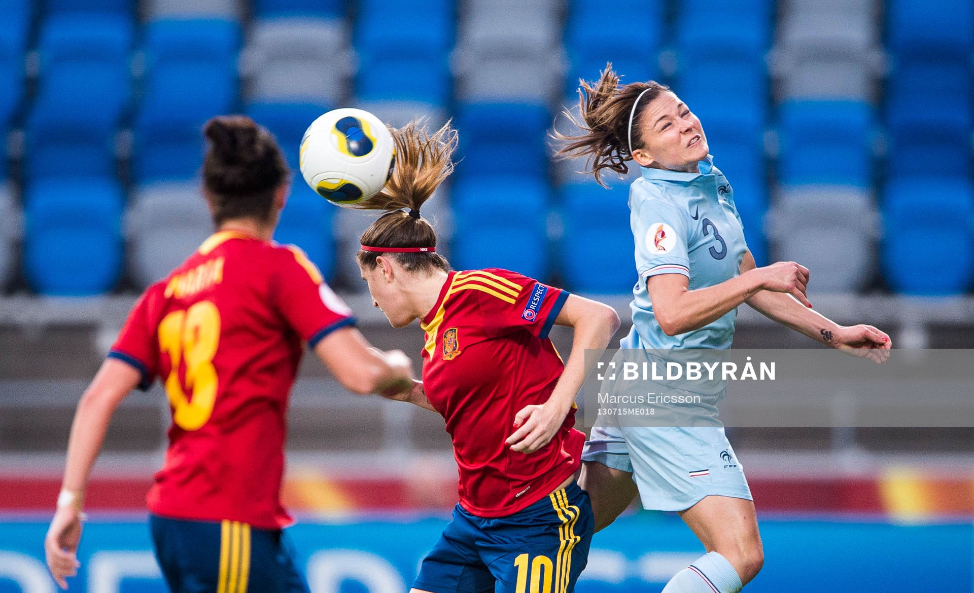 Spaniens Adriana mot Franrkrikes Laure Boulleau i matchen