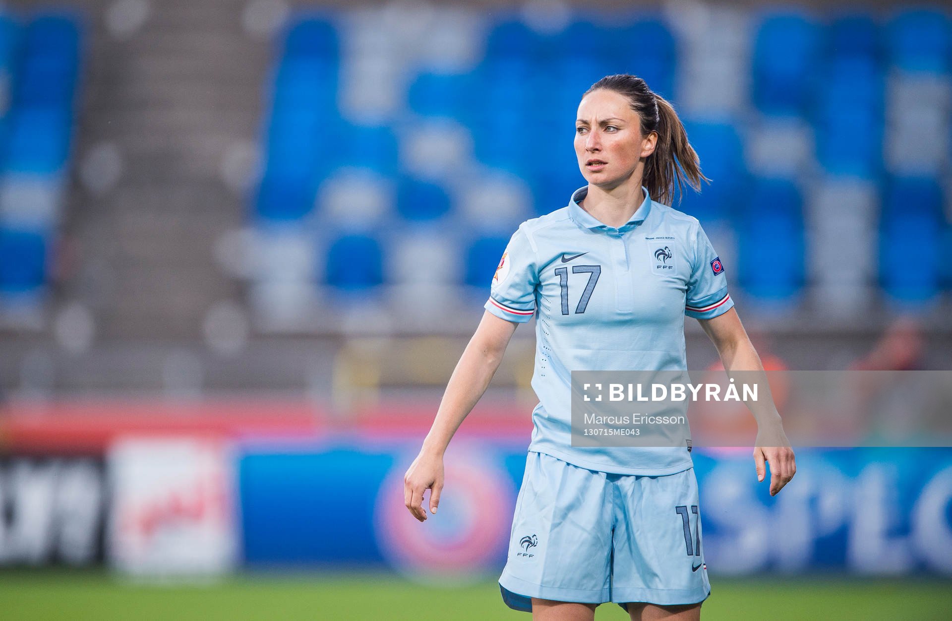Franrkrikes Gaetane Thiney i matchen mellan Spanien och