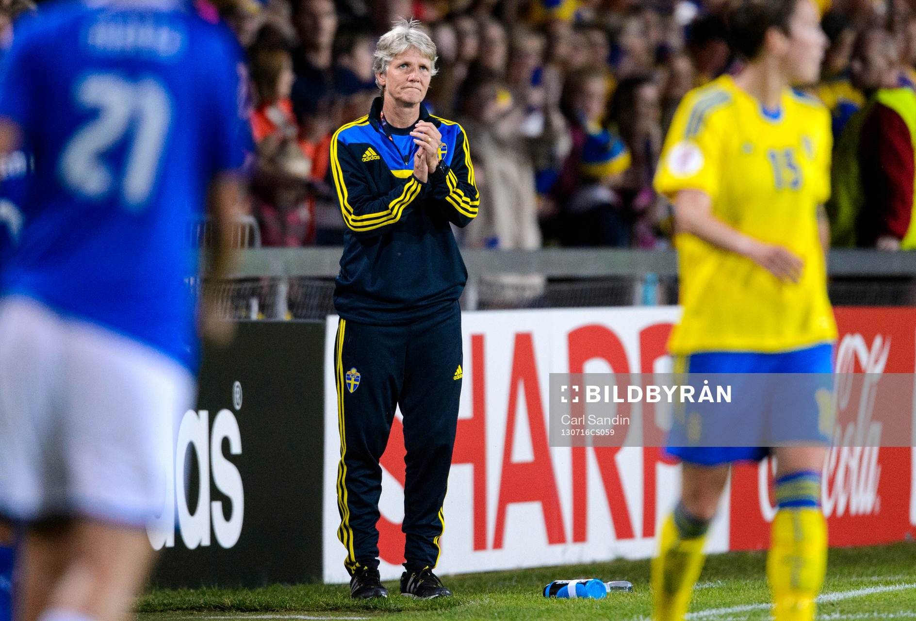 Sveriges förbundskapten Pia Sundhage i matchen mellan