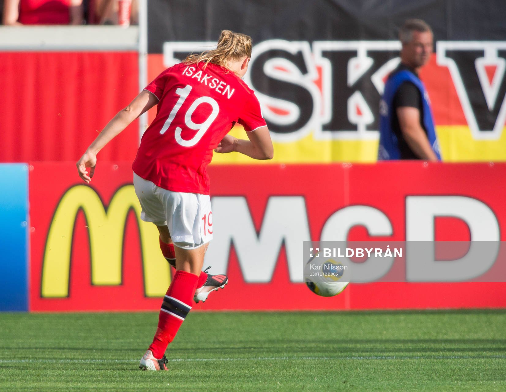 Ingvild Isaksen, Norge, gör 0-1