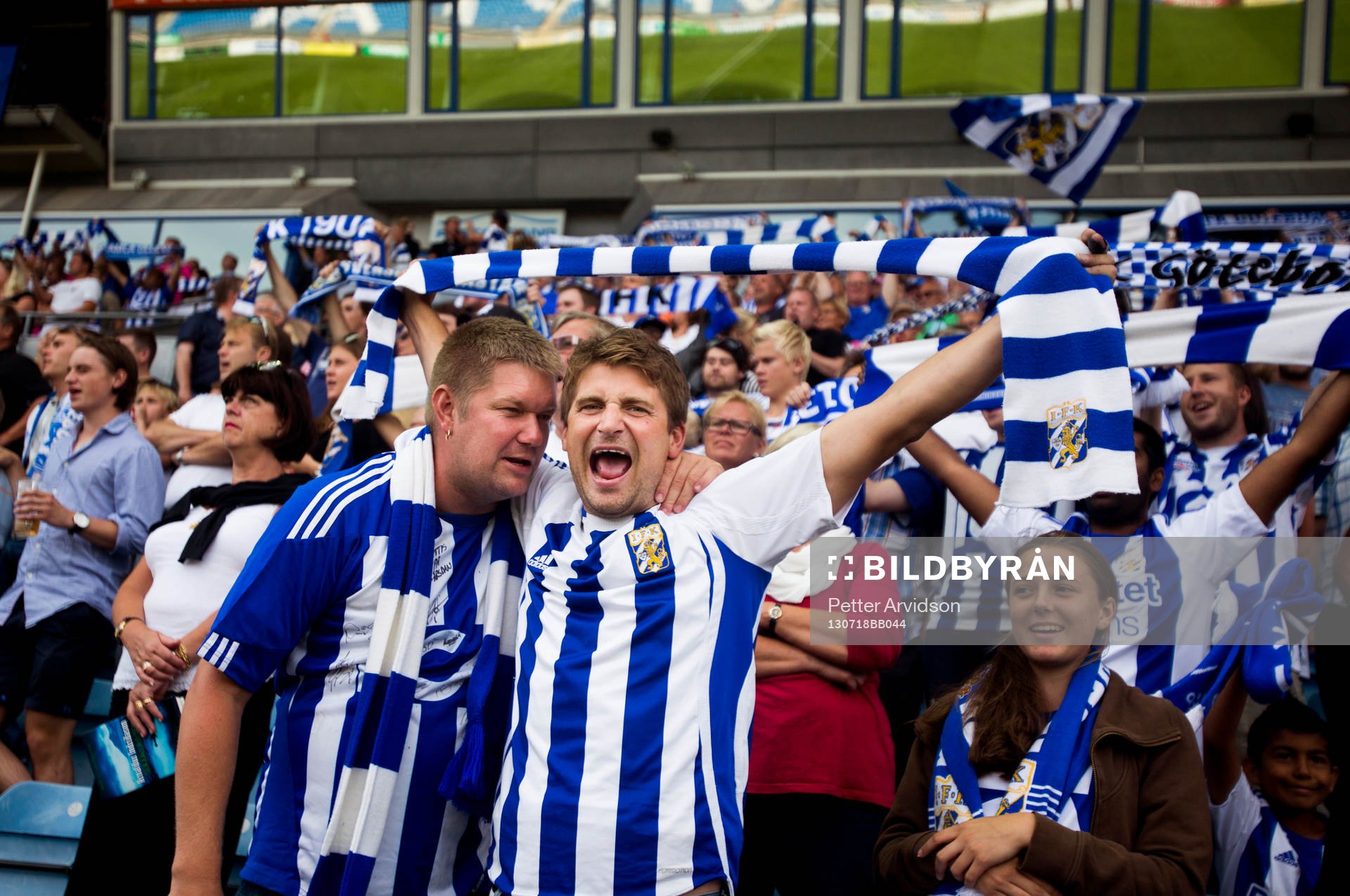 IKF Göteborg supportrar på Olympia i Europa League