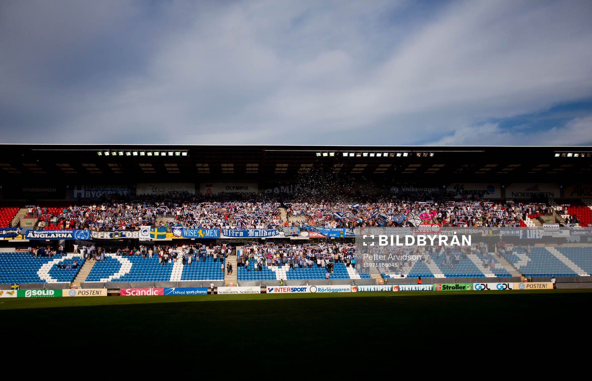 IKF Göteborg supportrar på Olympia i Europa League