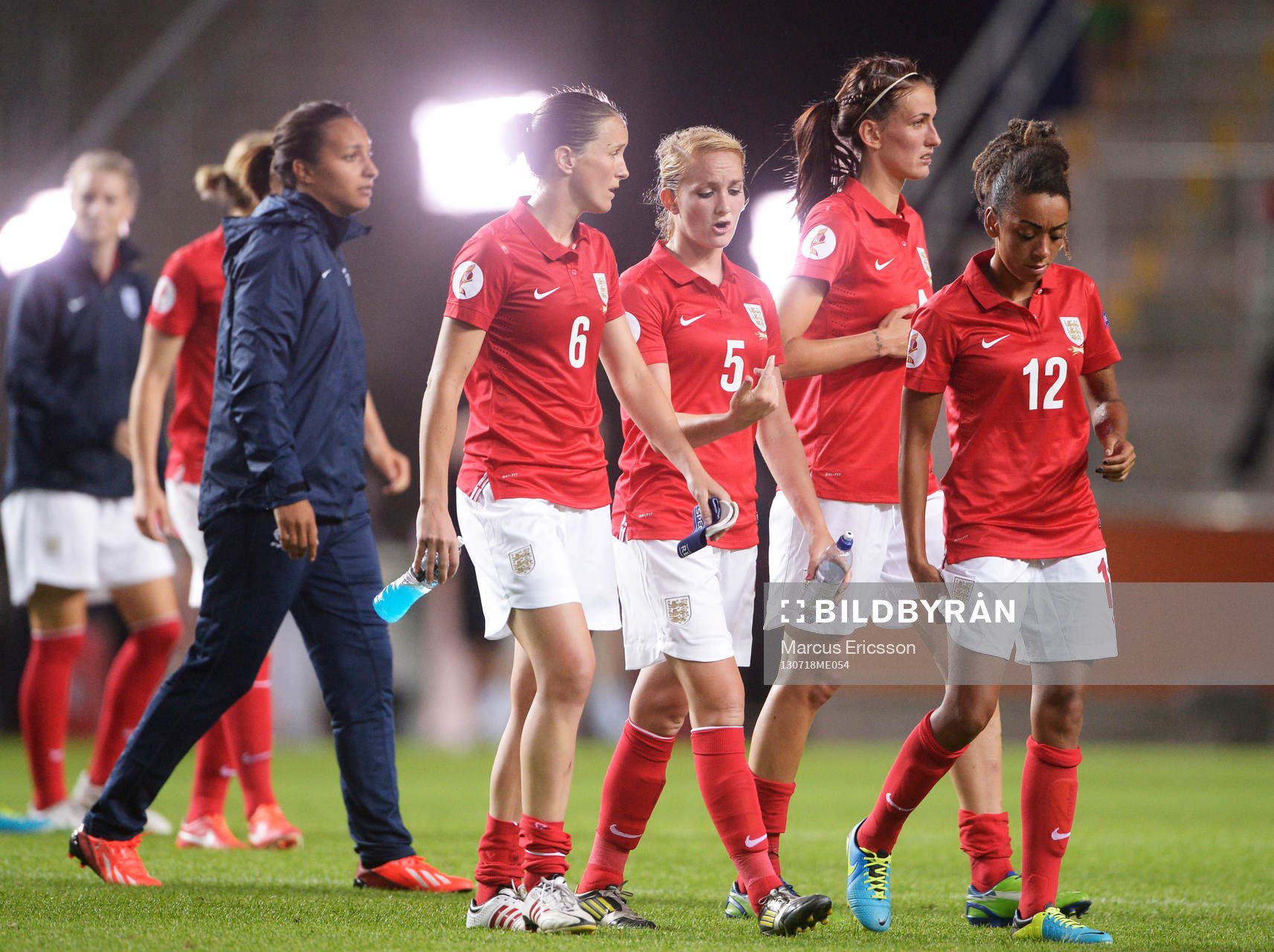 Englands Casey Stoney Sophie Bradley Jill Scott Jess Clarke